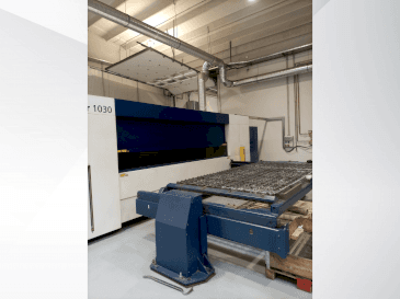 Vista Frontal da TRUMPF TruLaser 1030 máquina