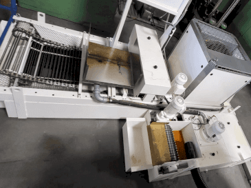Vista Frontal da VOUMARD VM 110 CNC T máquina