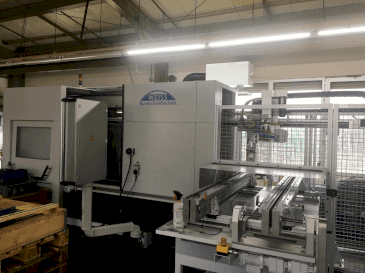 Vista Frontal da WEISS Rundschleiftechnik K52 máquina