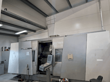 Vista Frontal da DMG Gildemeister GMX 400 linear máquina