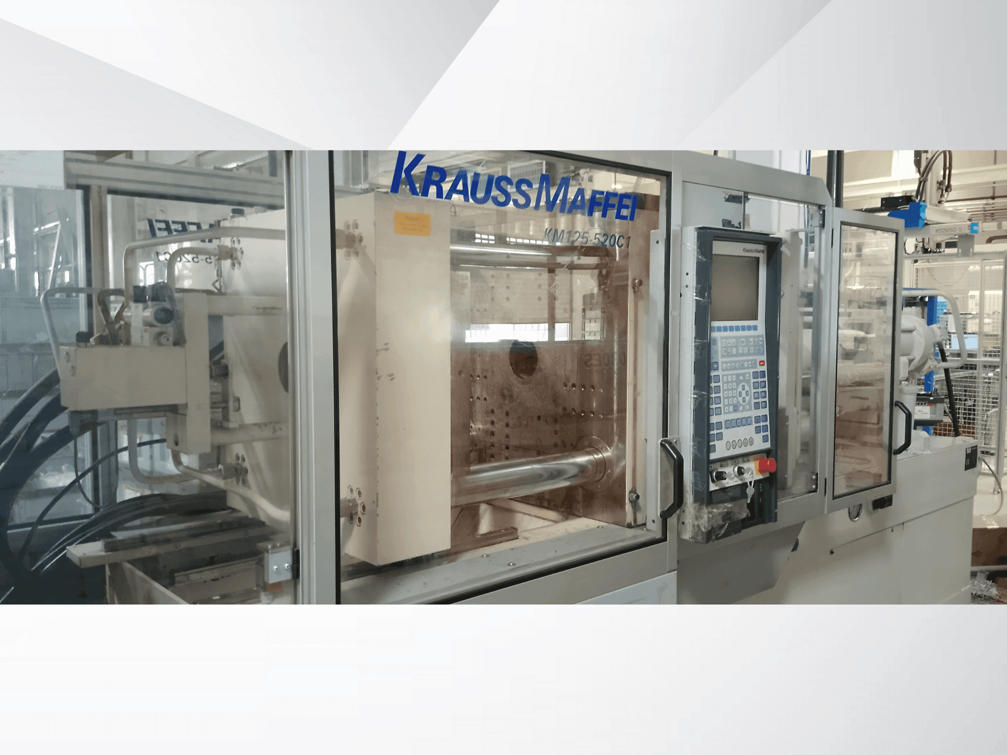 Vista Frontal da Krauss Maffei 125-520 C1 máquina