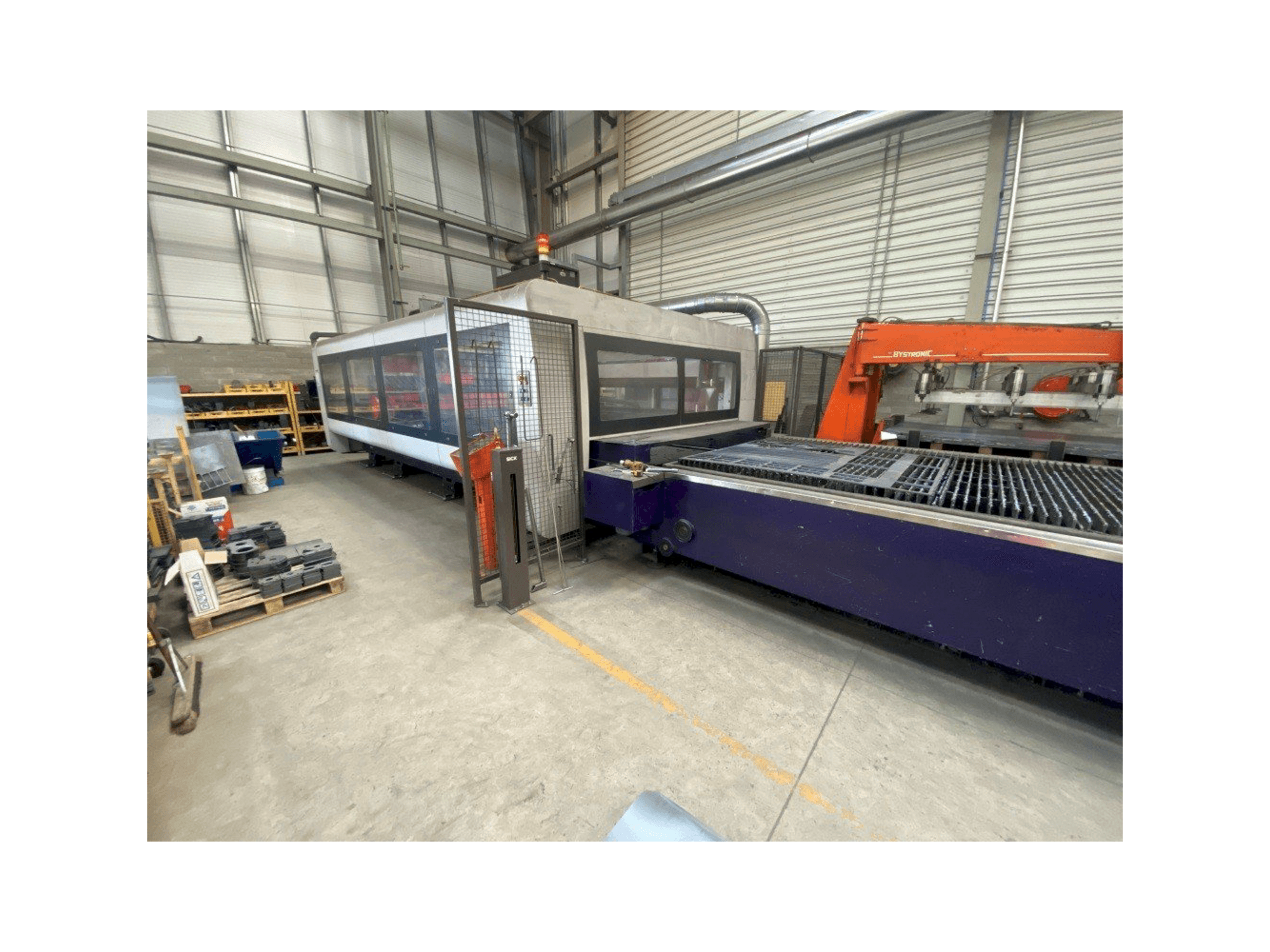 Vista Frontal da Bystronic BySprint Pro 4020 máquina