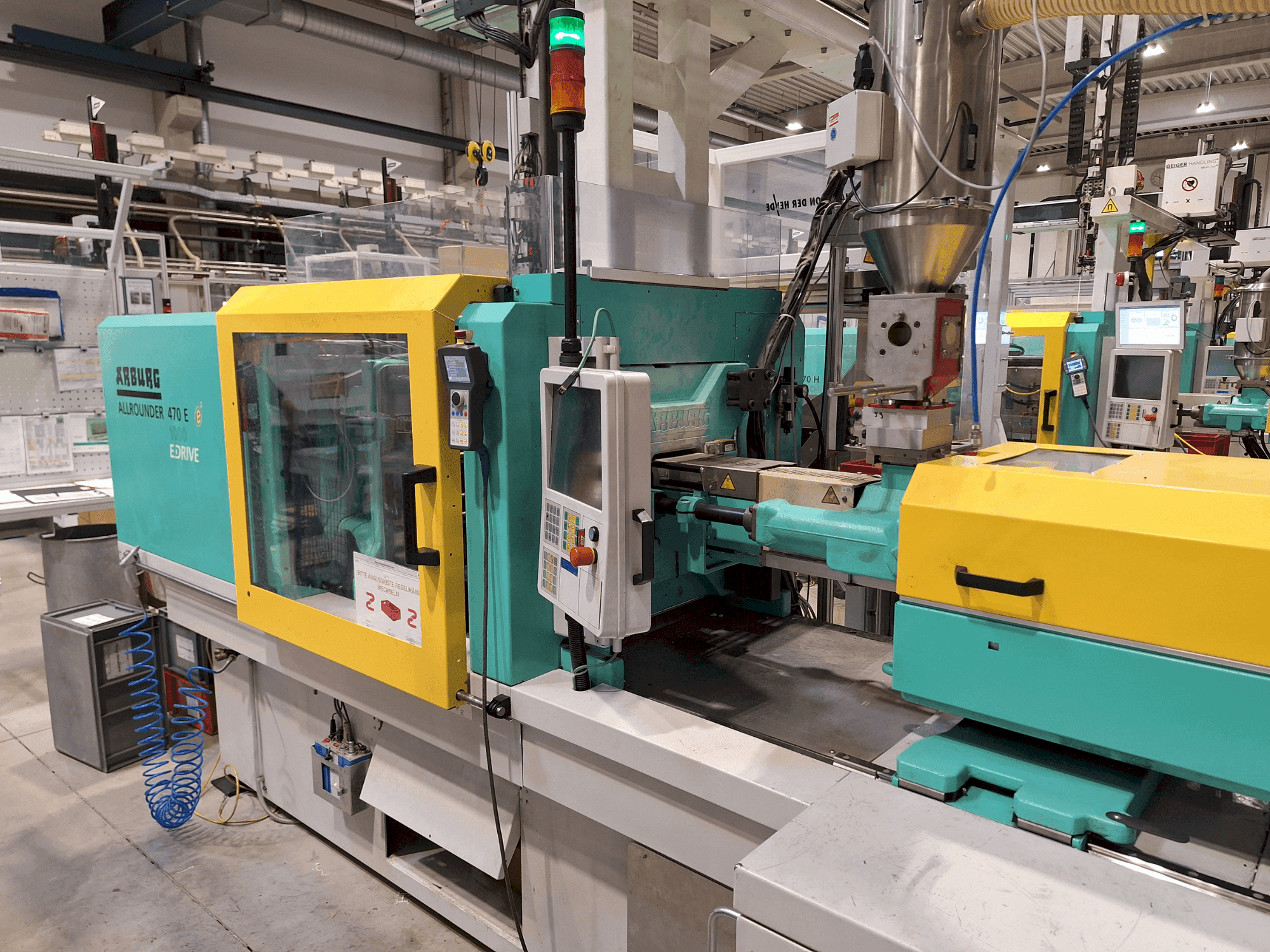 Vista Frontal da Arburg 470 E 1000-700 (2011) máquina