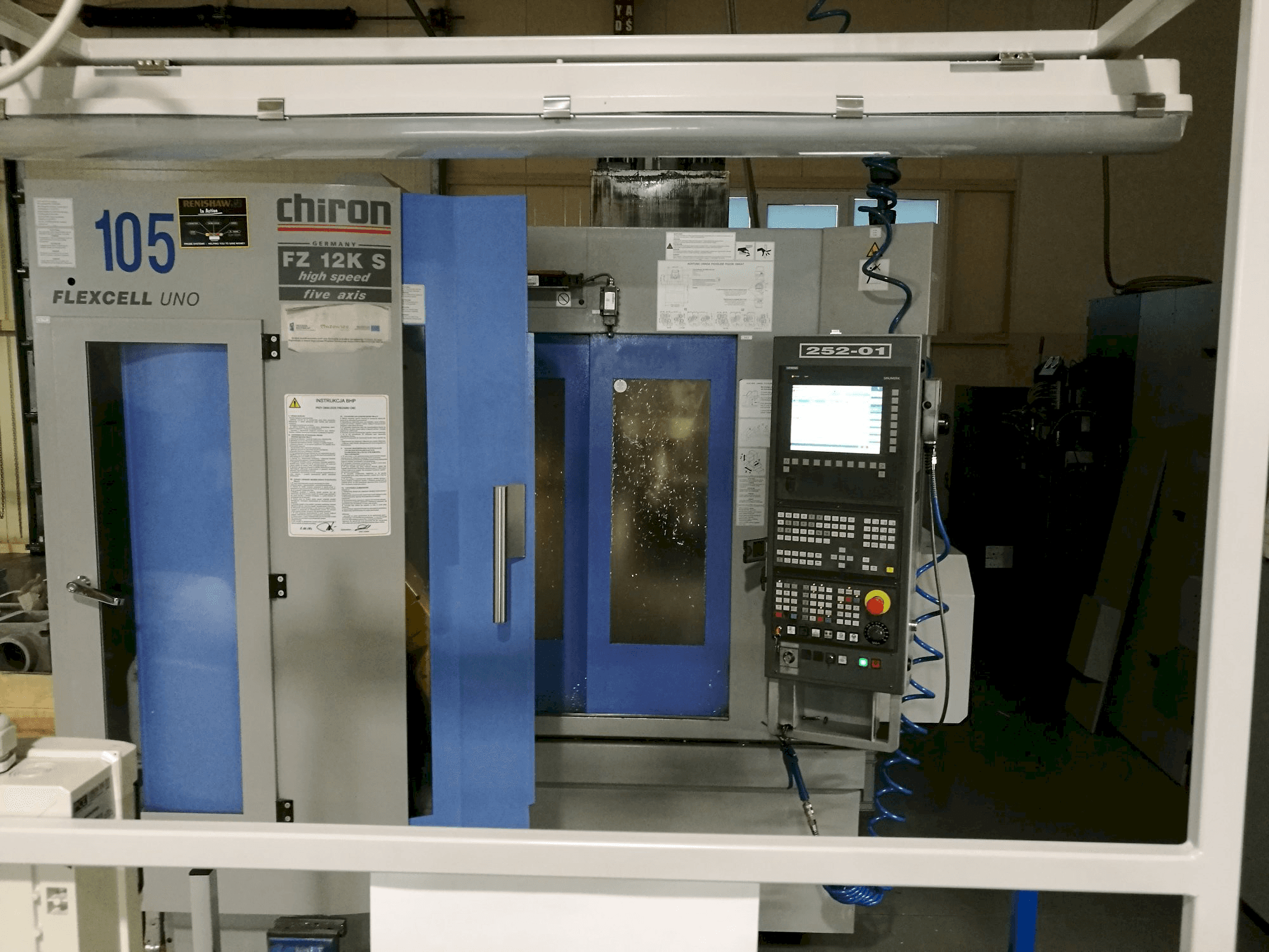 Vista Frontal da CHIRON FZ 12 KS máquina