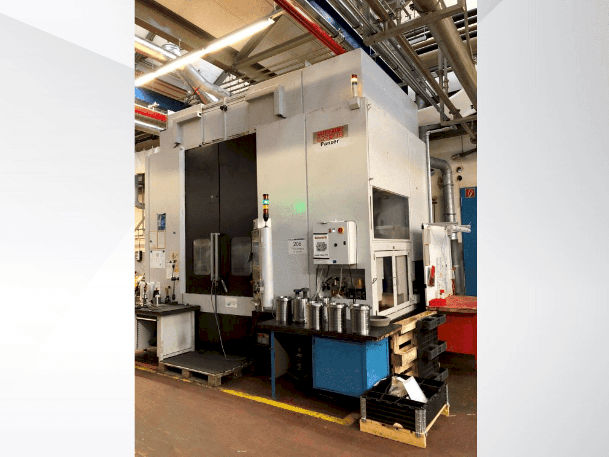 Vista Frontal da TAIYO KOKI KOKI NVGH 12TC máquina