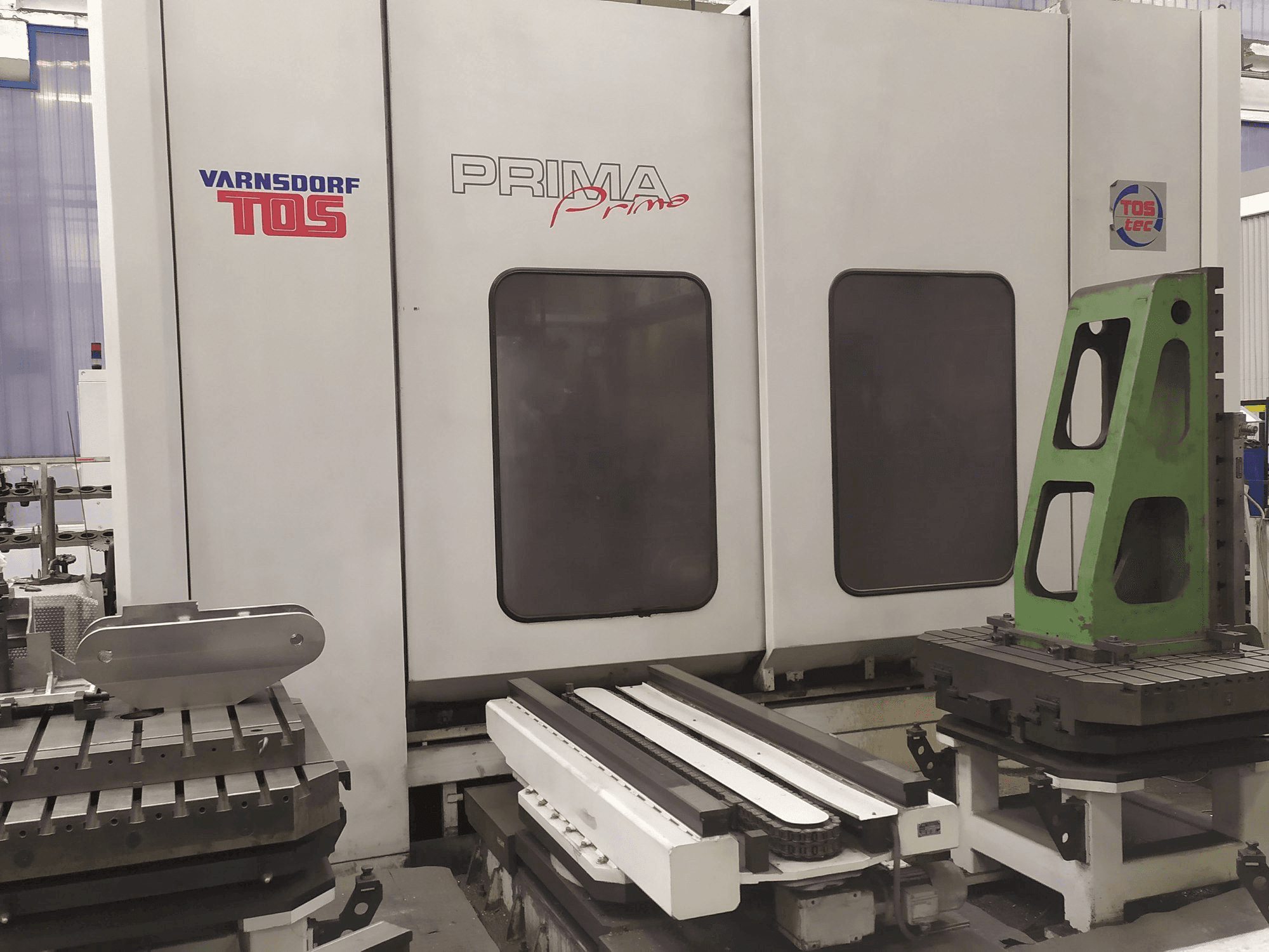 Vista Frontal da TOS Prima máquina