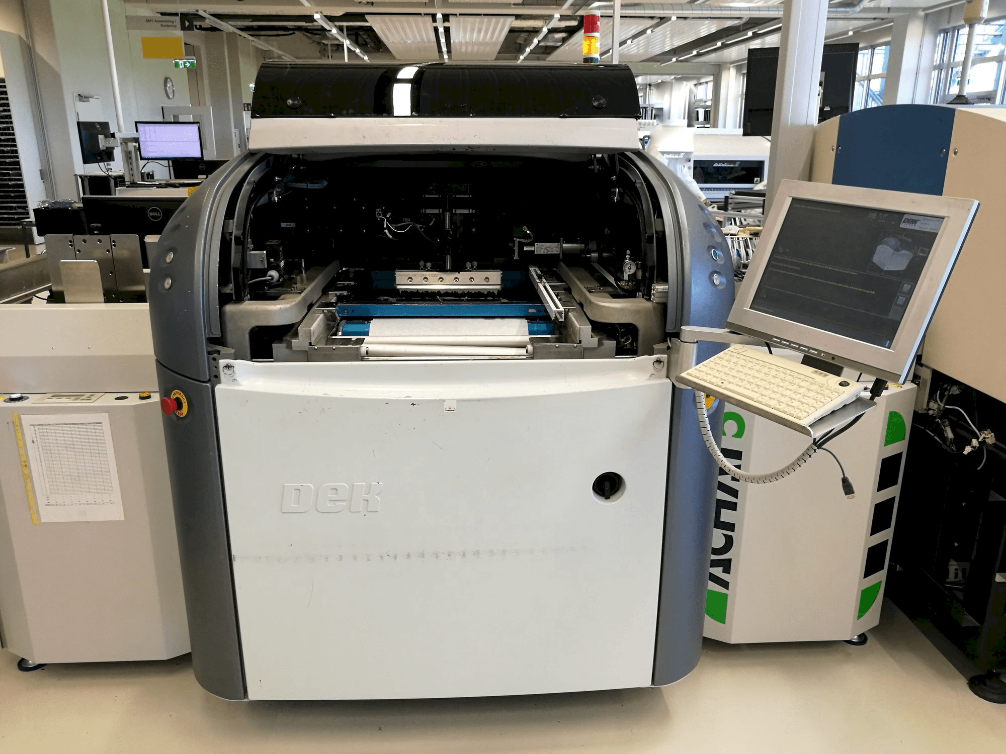 Vista Frontal da DEK HORIZON 03i X máquina