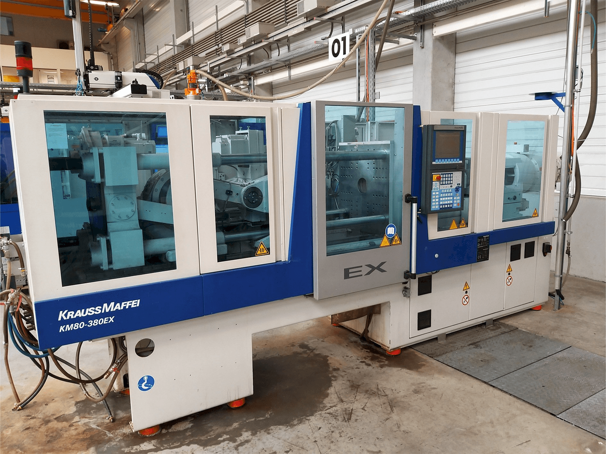 Vista Frontal da Krauss Maffei 80-380 Ex máquina