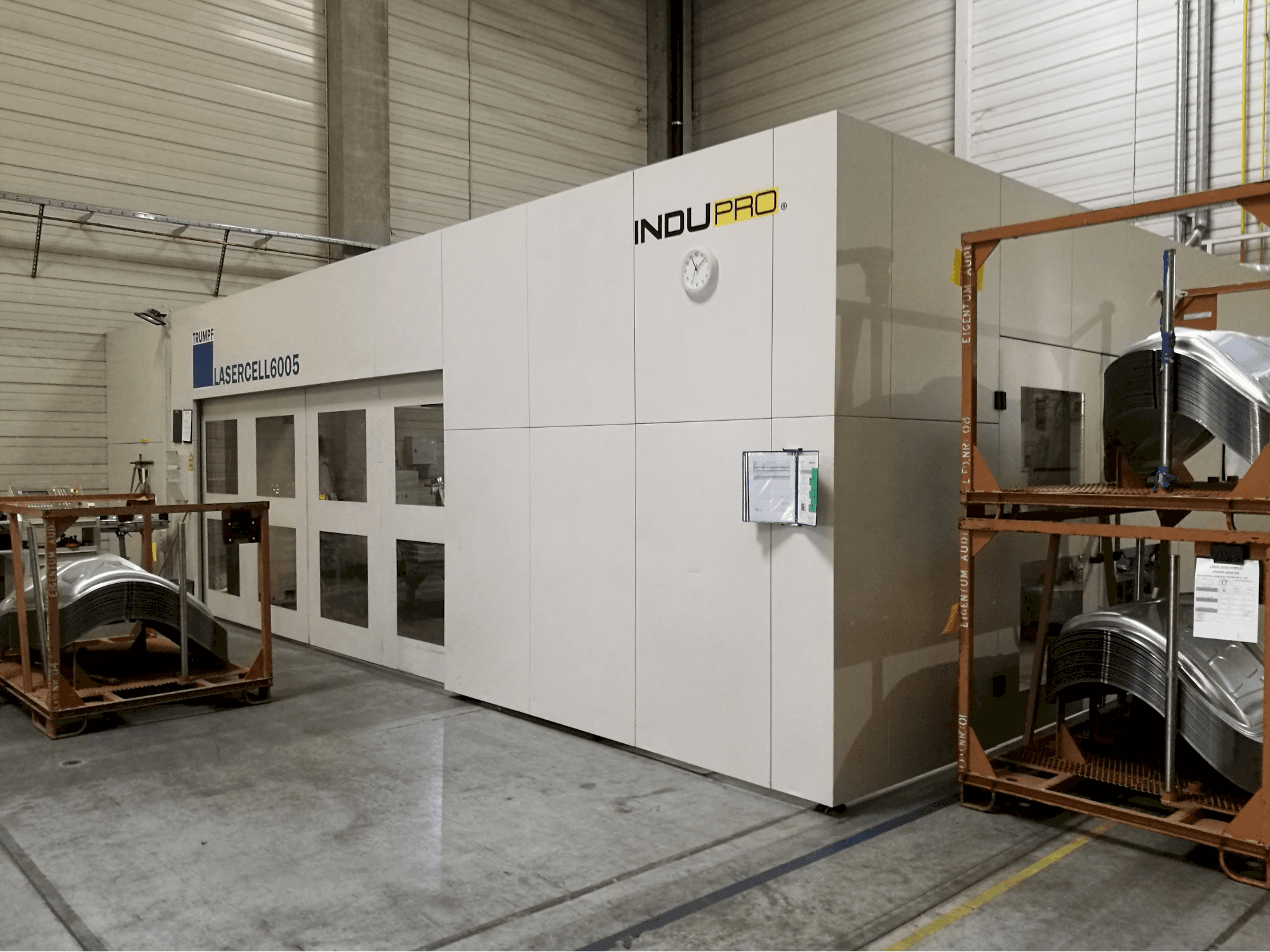 Vista Direita da Trumpf Lasercell 6005 máquina