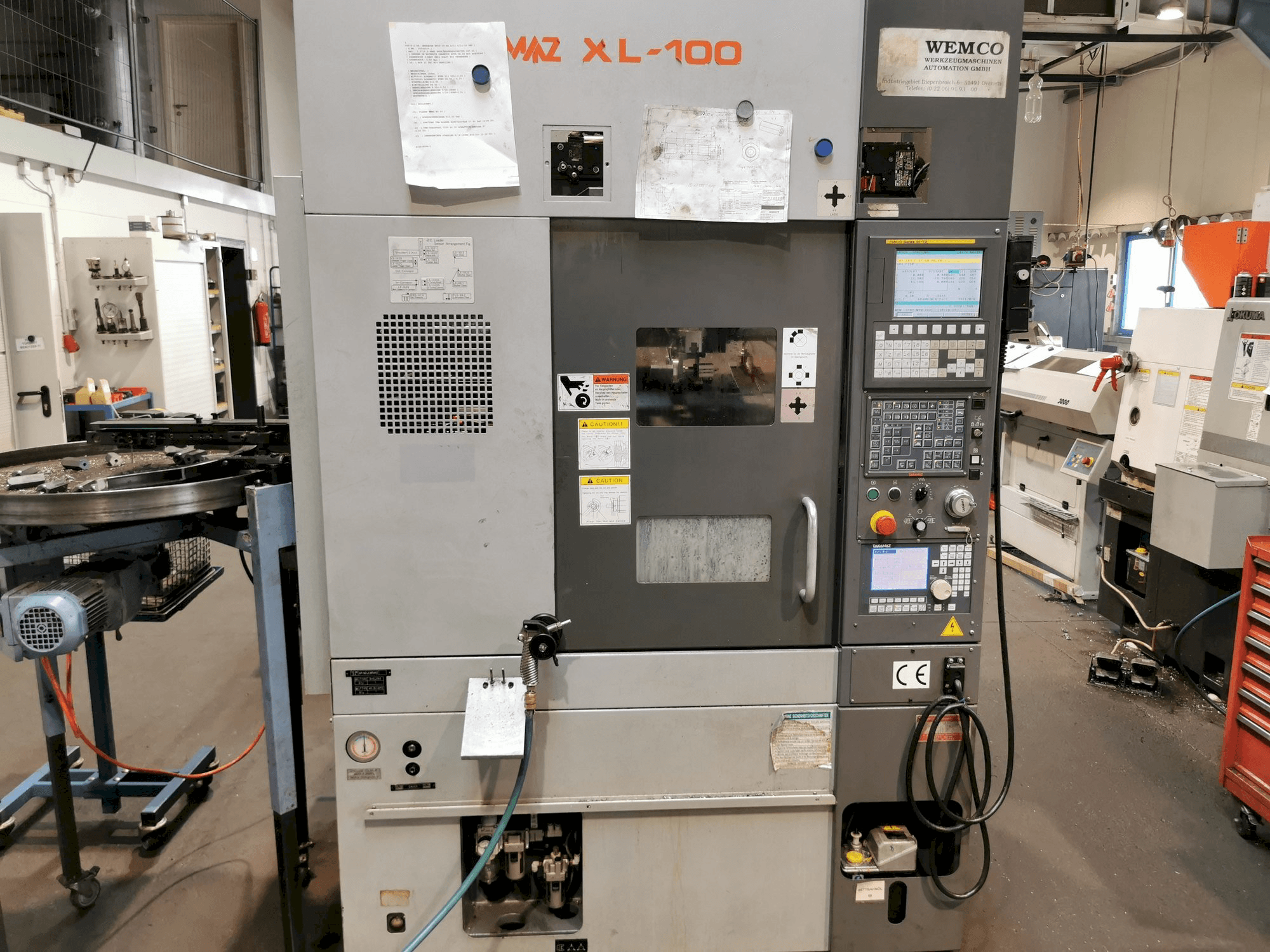 Vista Frontal da Takamaz XL100 máquina