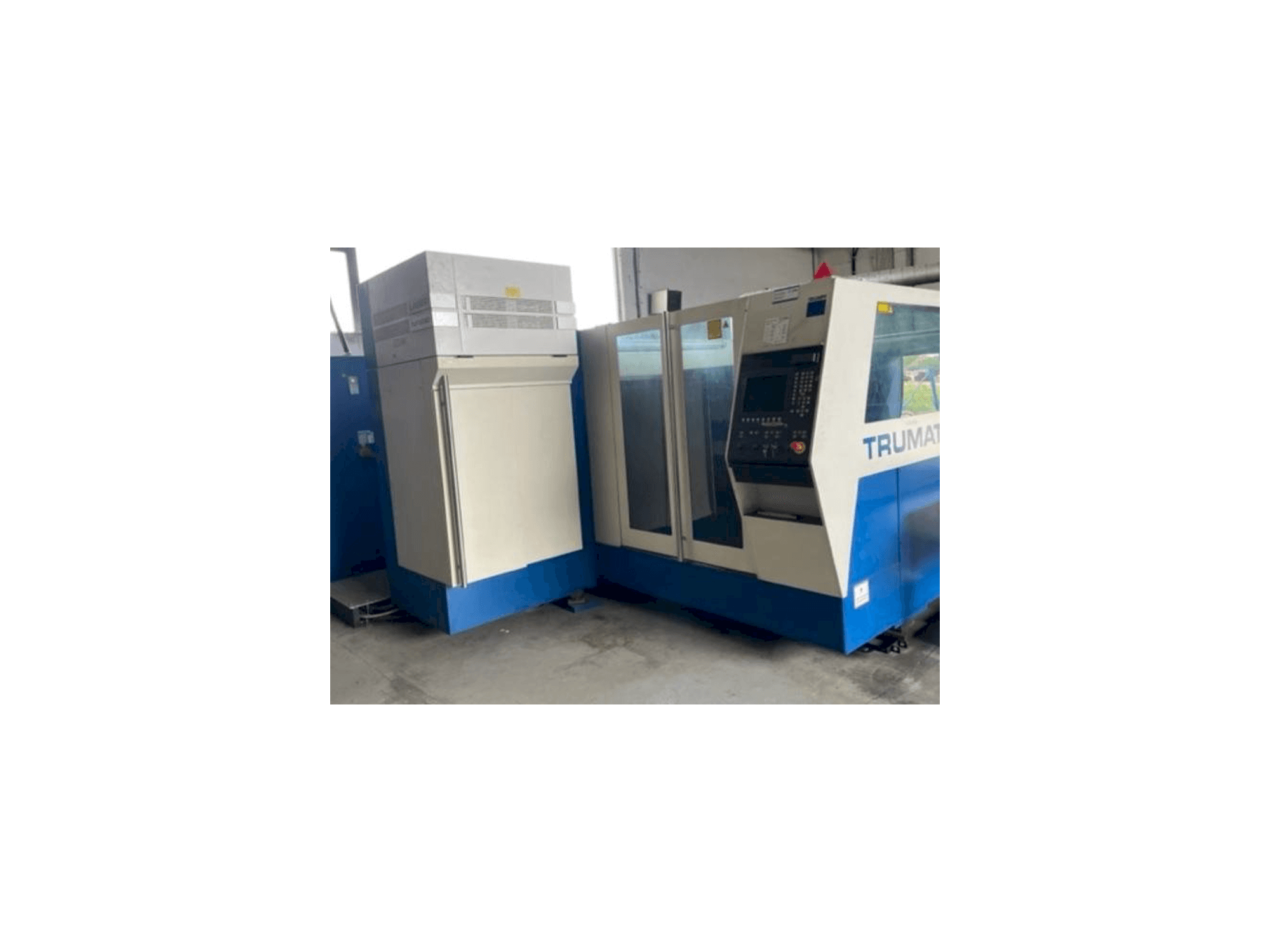 Vista Frontal da TRUMPF Trumatic L3050 máquina