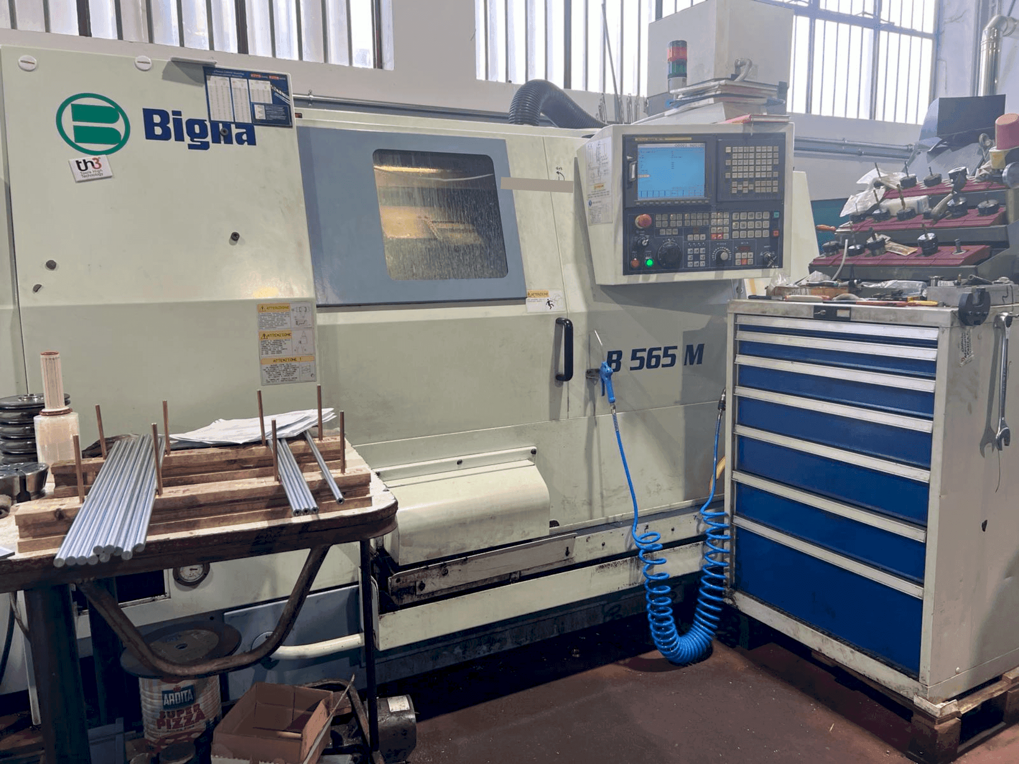 Vista Frontal da Biglia B565M máquina