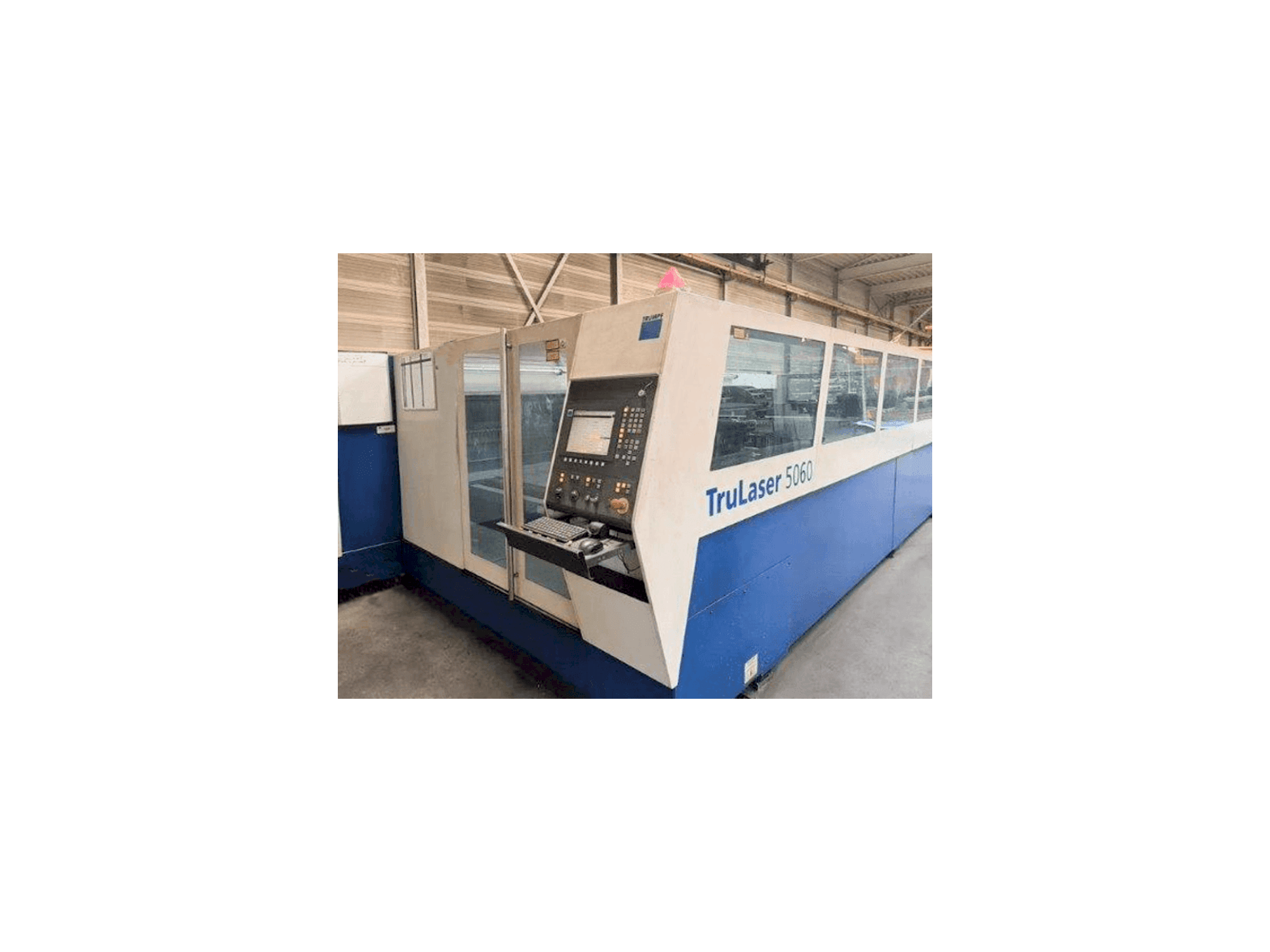 Vista Frontal da TRUMPF TruLaser 5060 máquina