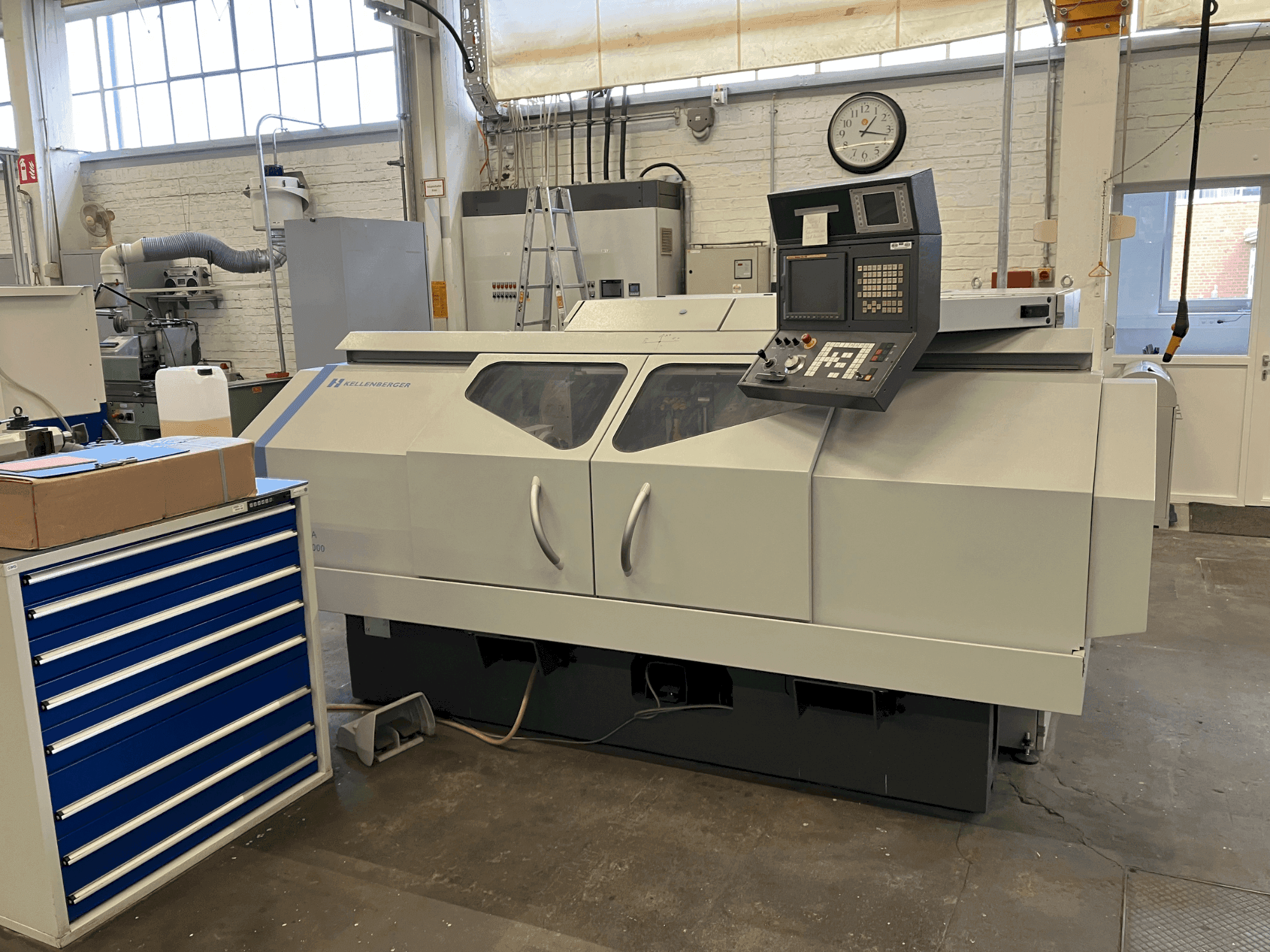 Vista Frontal da KELLENBERGER KEL-VISTA UR1-2-3 175 máquina