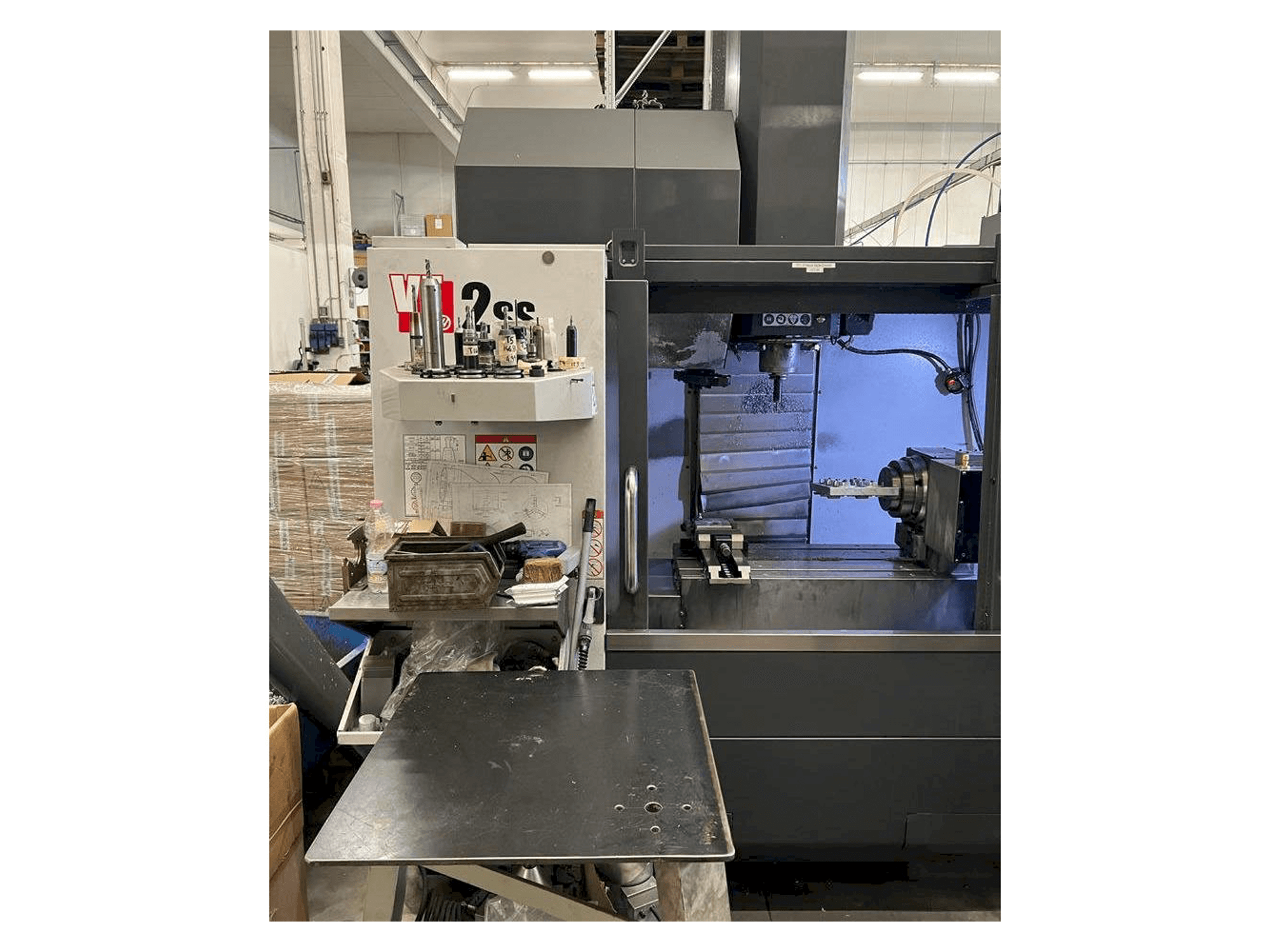 Vista Frontal da HAAS VF-2SS máquina