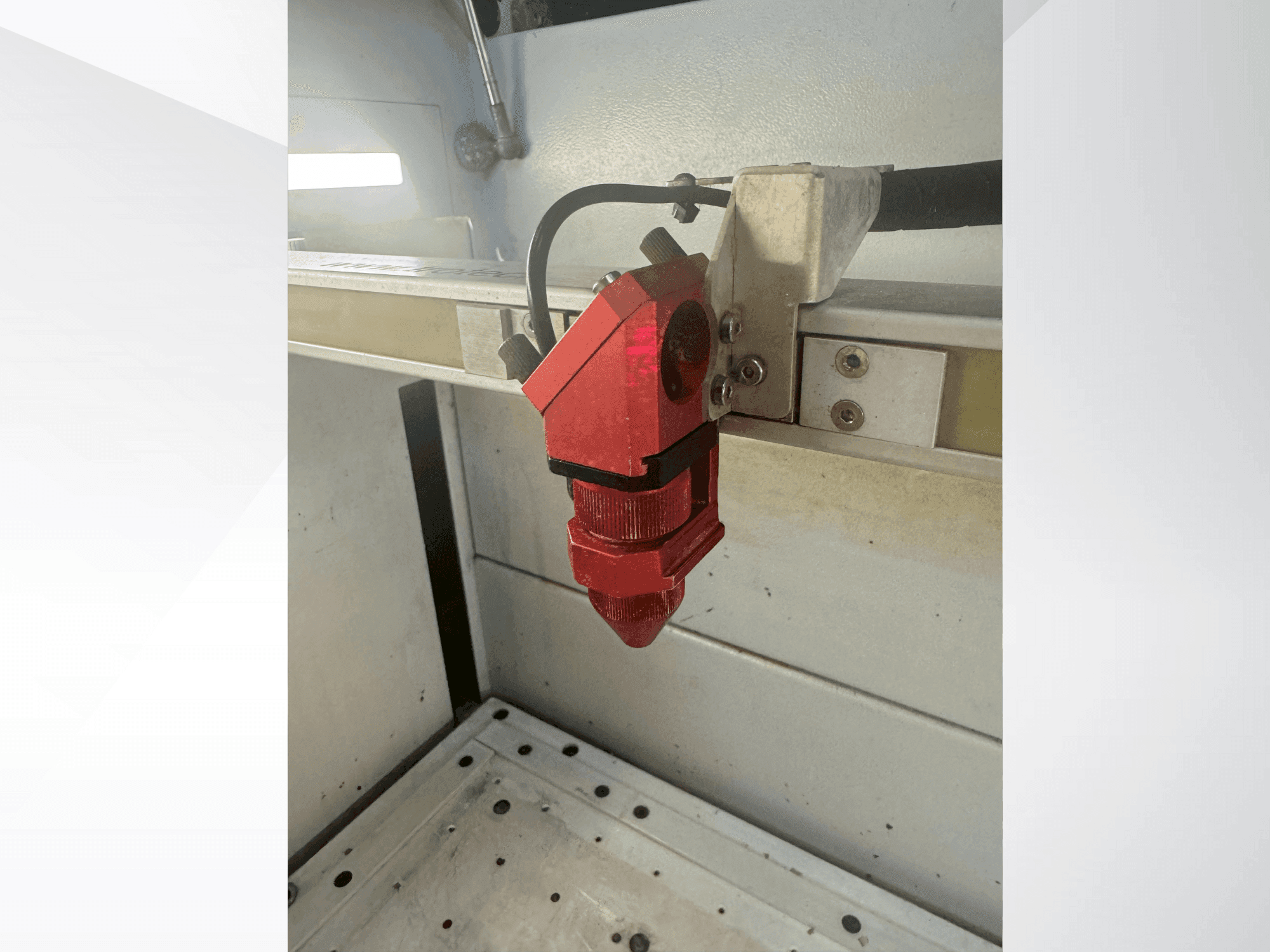 Vista Frontal da Trotec Speedy 360 máquina