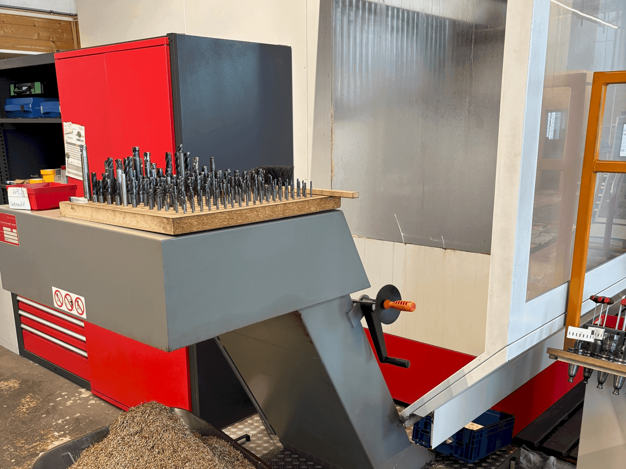 Vista Frontal da HERMLE U1130 máquina