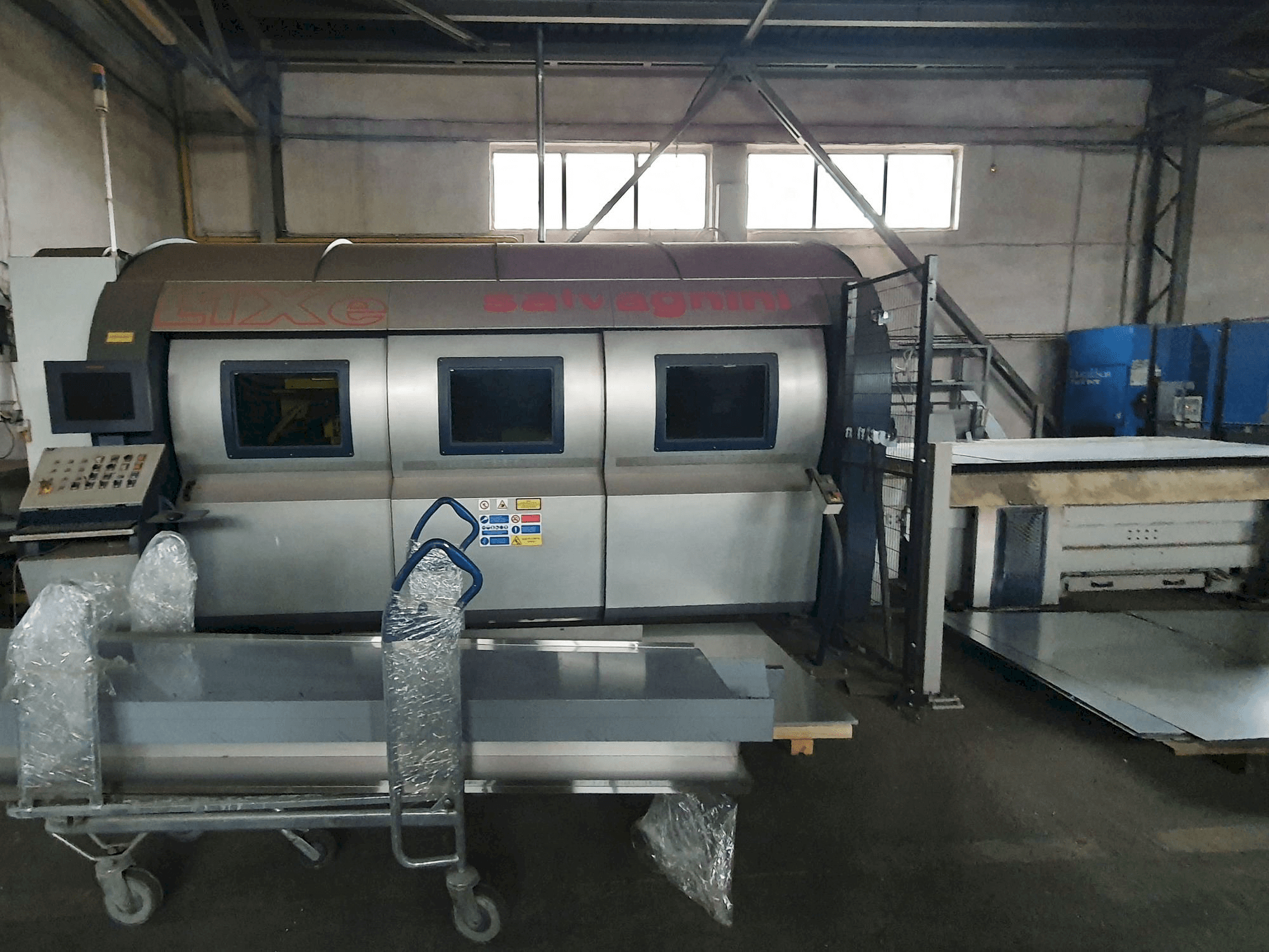 Vista Frontal da Salvagnini L1X máquina