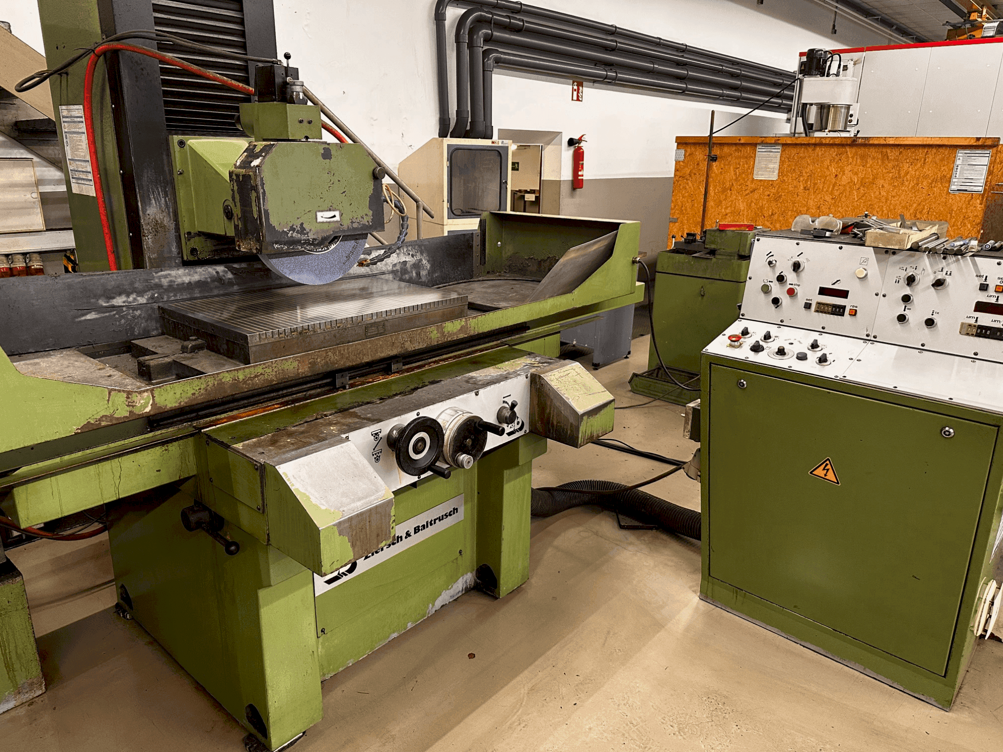 Vista Frontal da Zirsch & Baltrusch n/a máquina