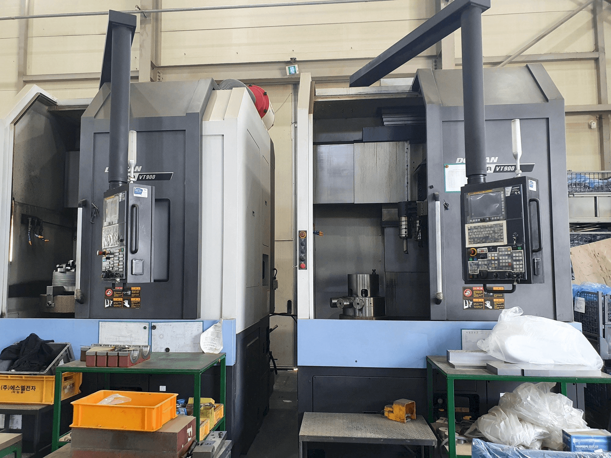 Vista Frontal da Doosan PUMA VT900 máquina