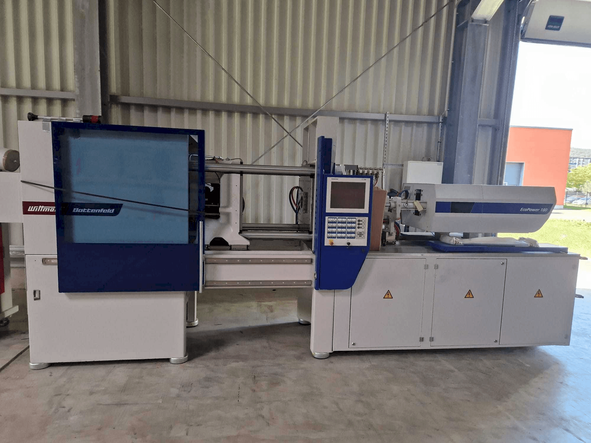 Vista Frontal da Battenfeld EcoPower180 máquina