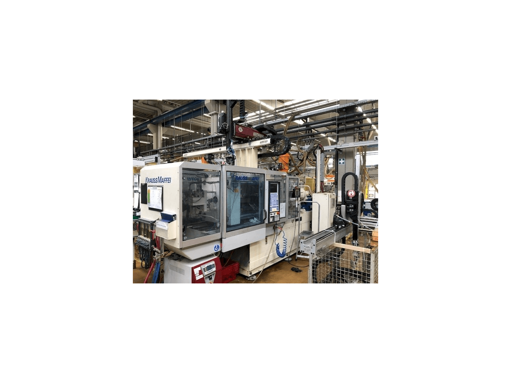 Vista Frontal da Krauss Maffei 150-700 C2 máquina