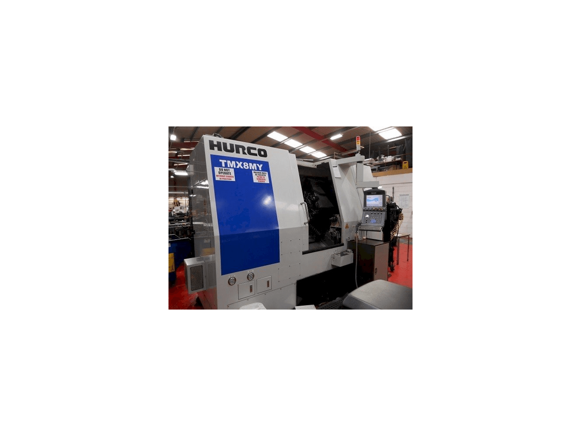 Vista Frontal da Hurco TMX 8MY máquina