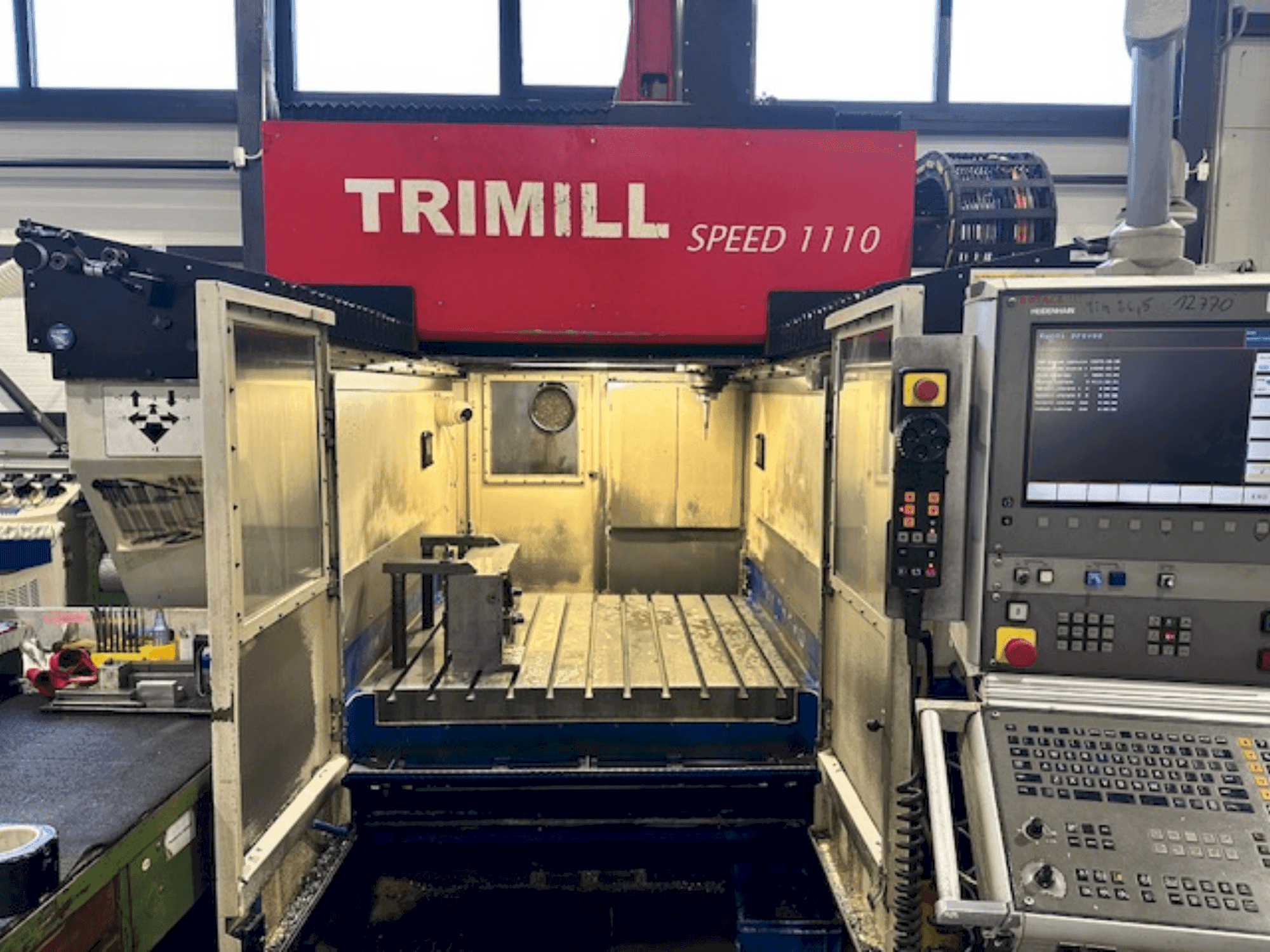 Vista Frontal da TRIMILL Speed 1110 máquina