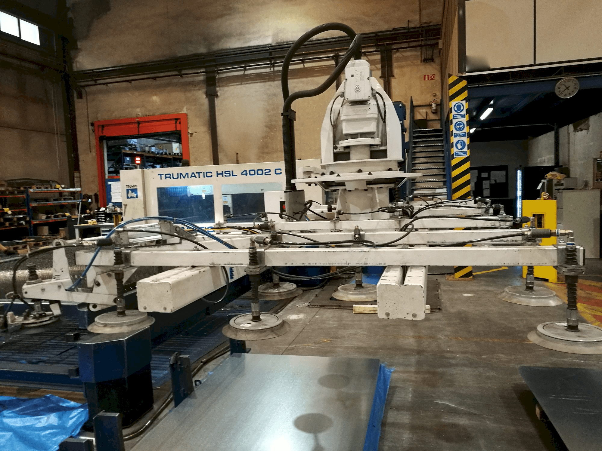 Vista Frontal da Trumpf TRUMATIC HSL 4002 C máquina