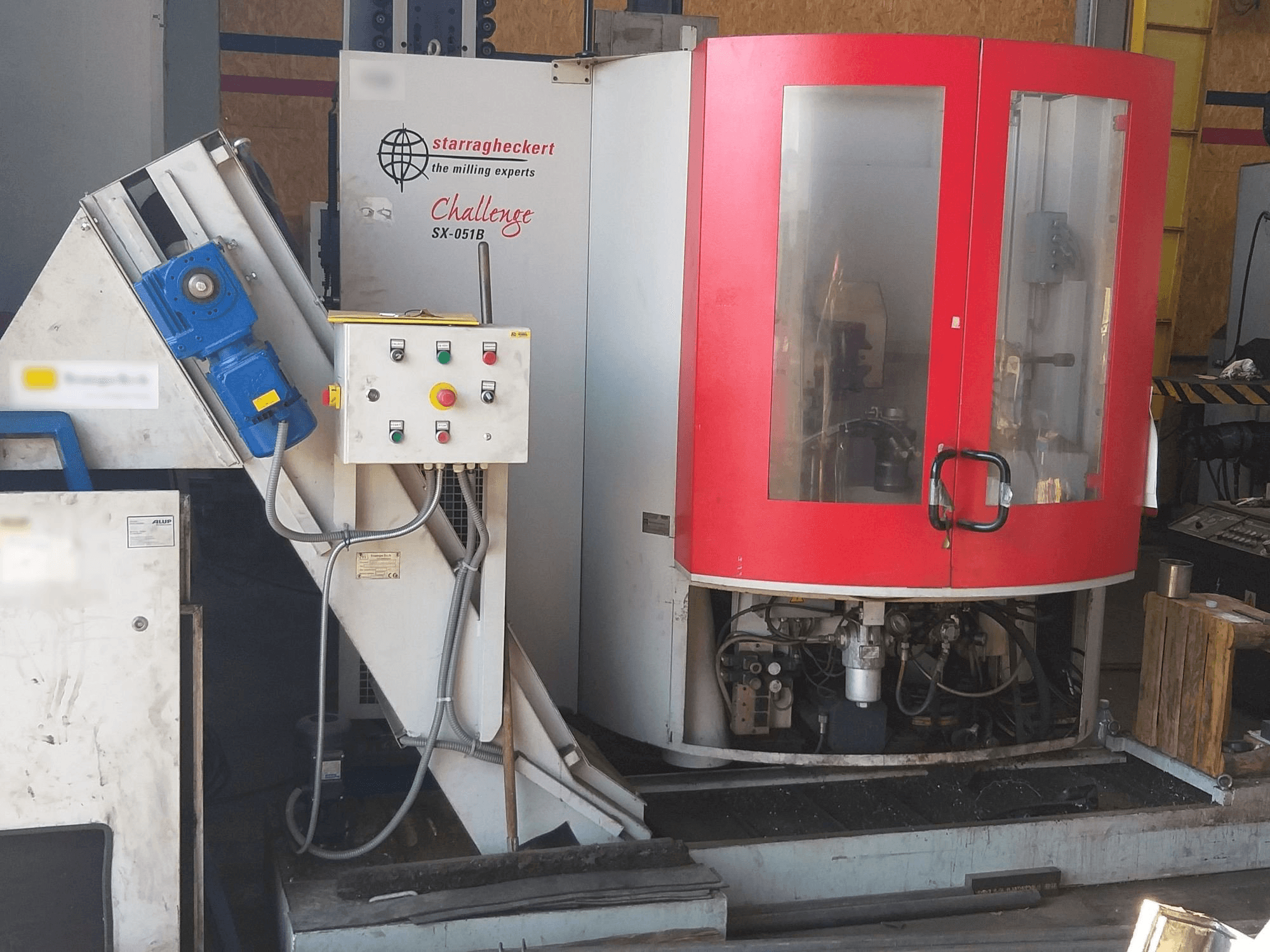 Vista Frontal da Starrag SX-051B máquina