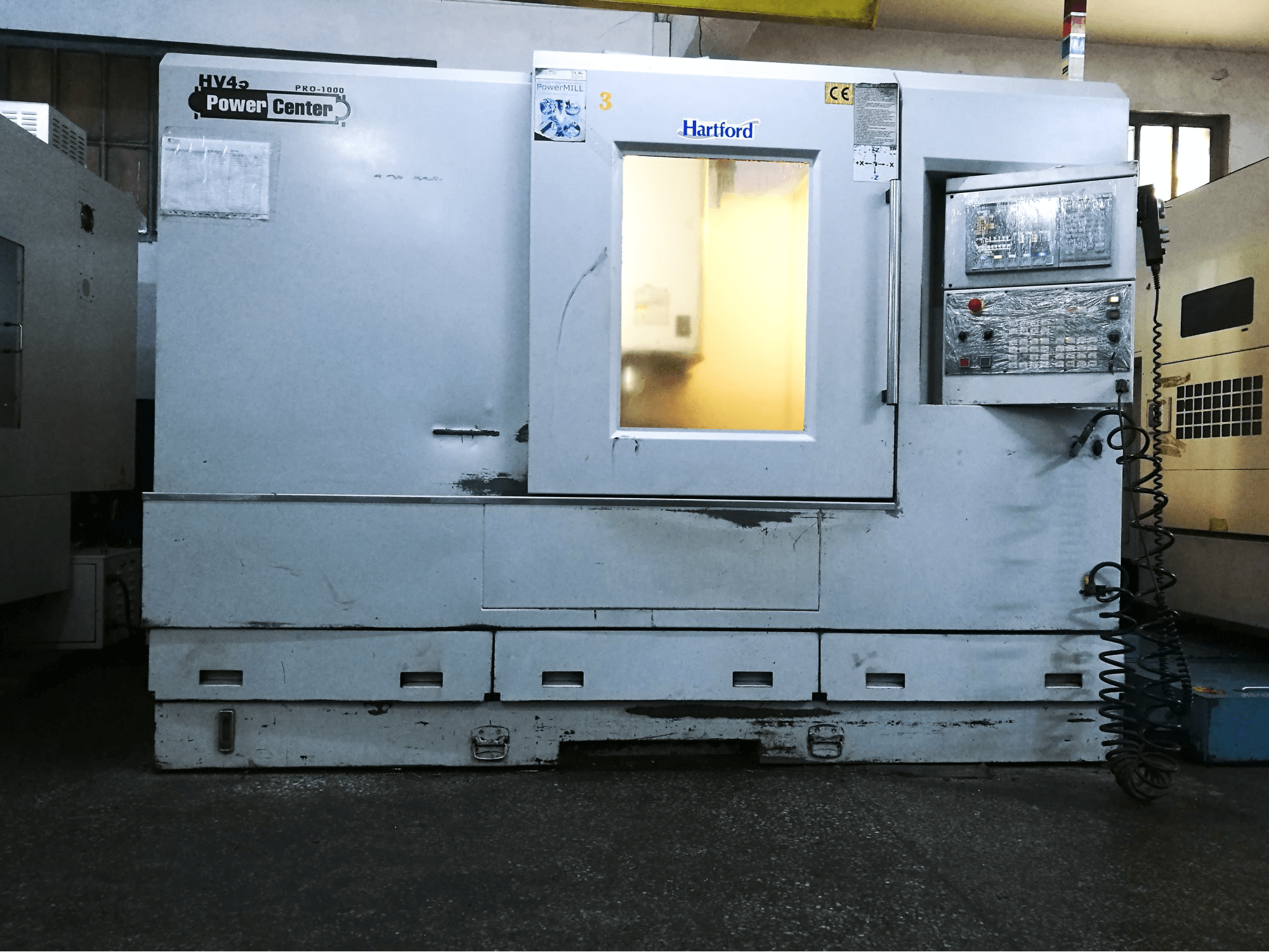 Espaço de trabalho da Hartford PRO1000S máquina