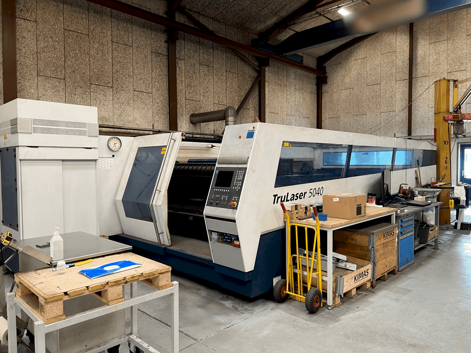Vista Frontal da TRUMPF TruLaser 5040 máquina