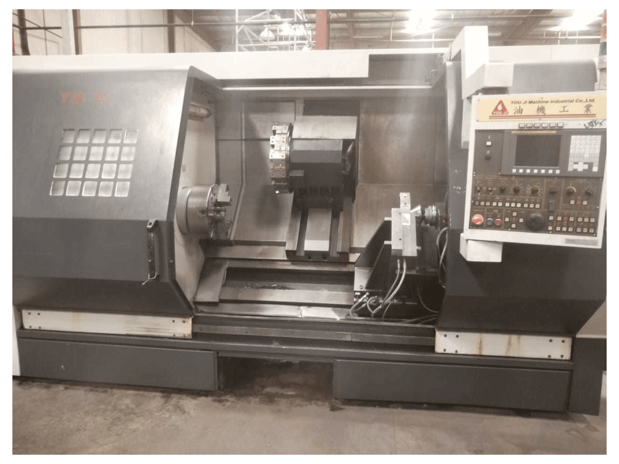 Vista Frontal da YOU JI YH-36/135 máquina