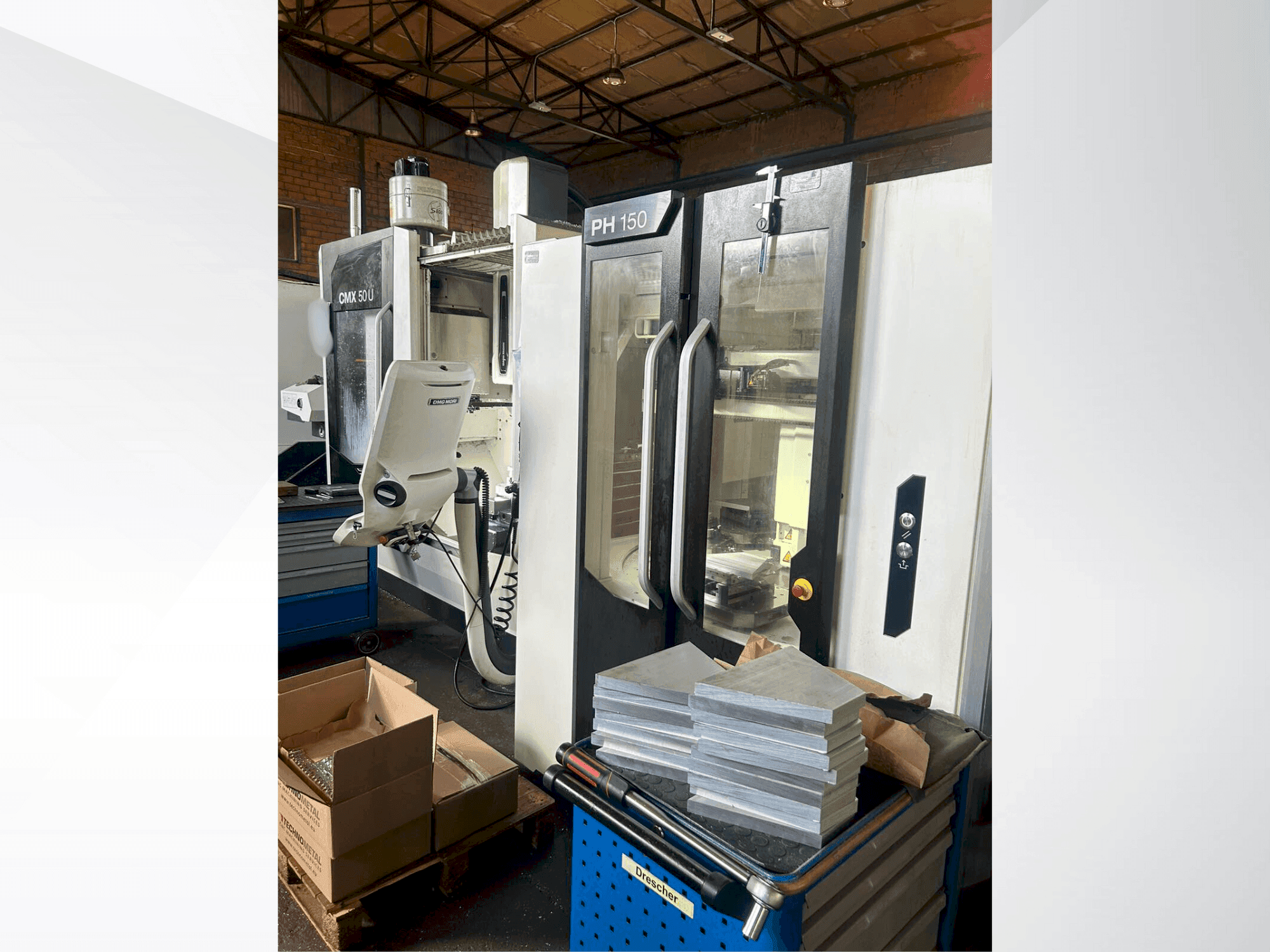 Vista Frontal da DMG MORI CMX50U máquina