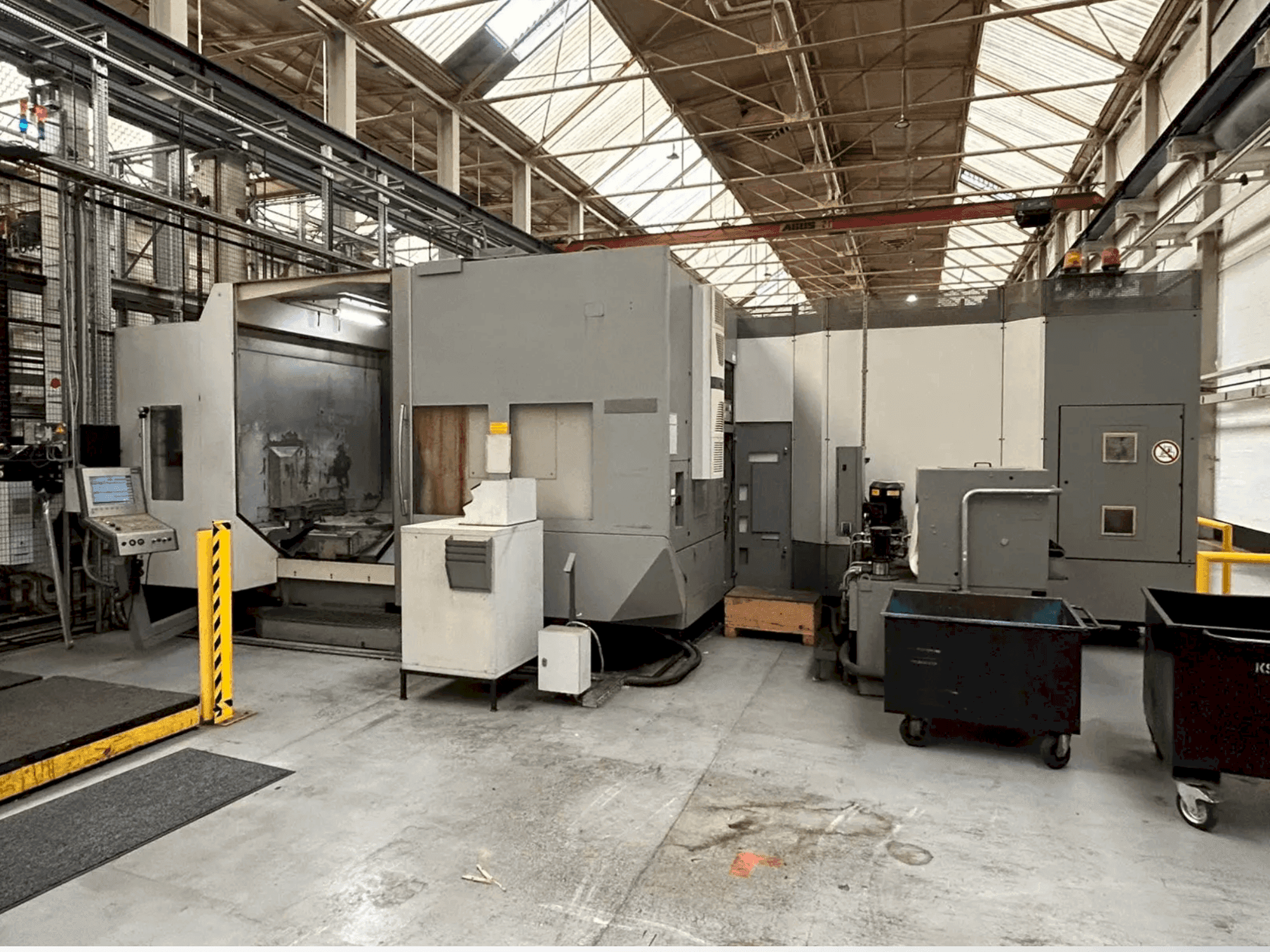 Vista Frontal da DMG DMC 100 H máquina