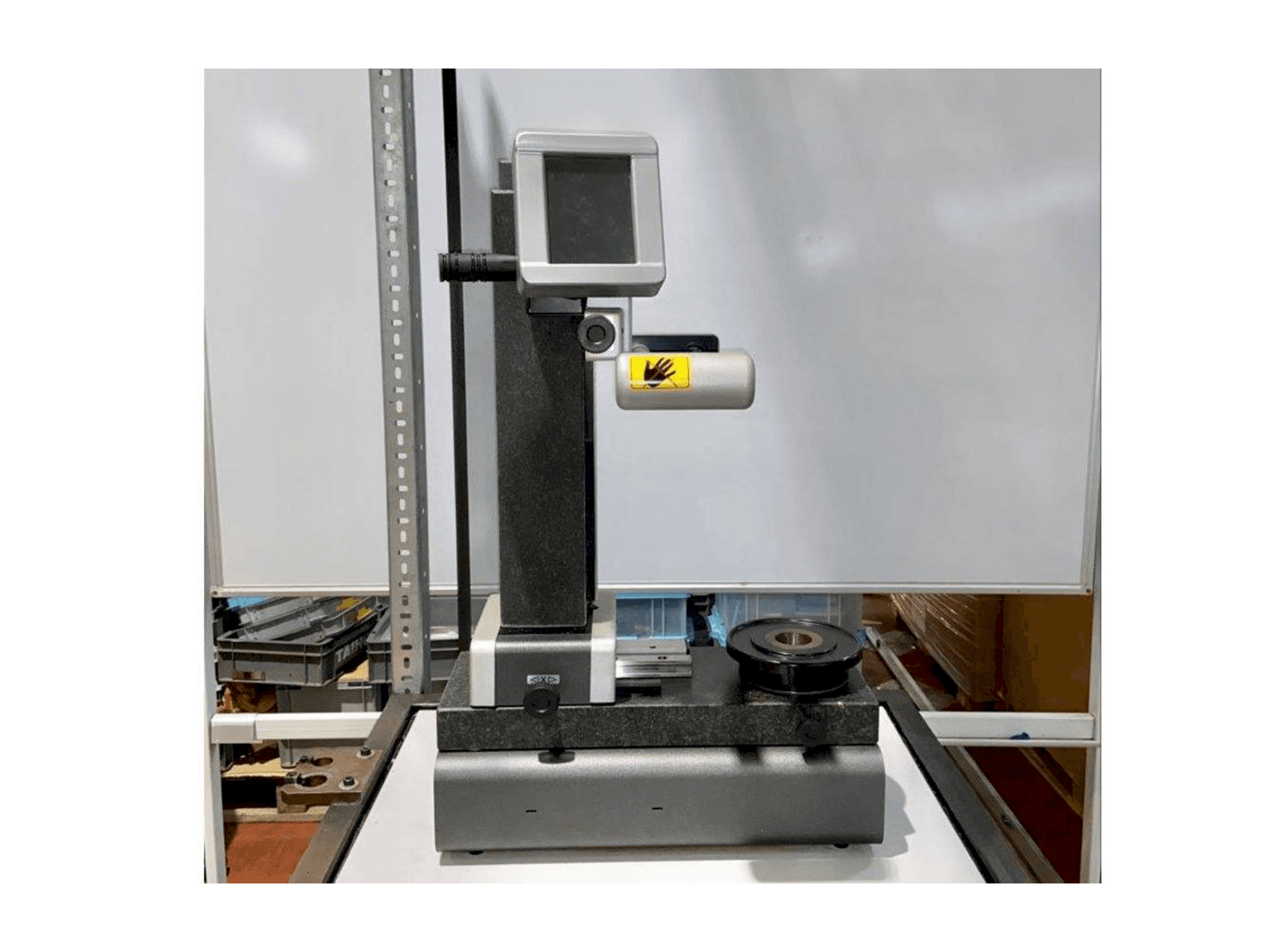 Vista Frontal da ELB CONTROLLI LARTH máquina