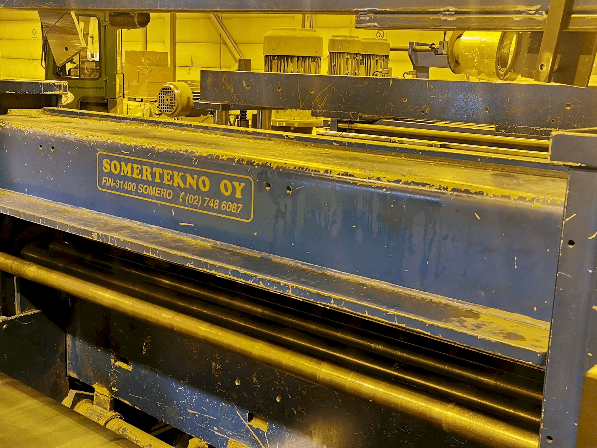 Vista Frontal da SOMERTEKNO OY 2547 máquina