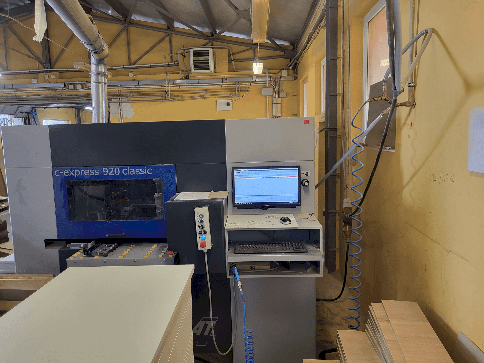 Vista Frontal da FELDER FORMAT 4 C-Express Classic máquina