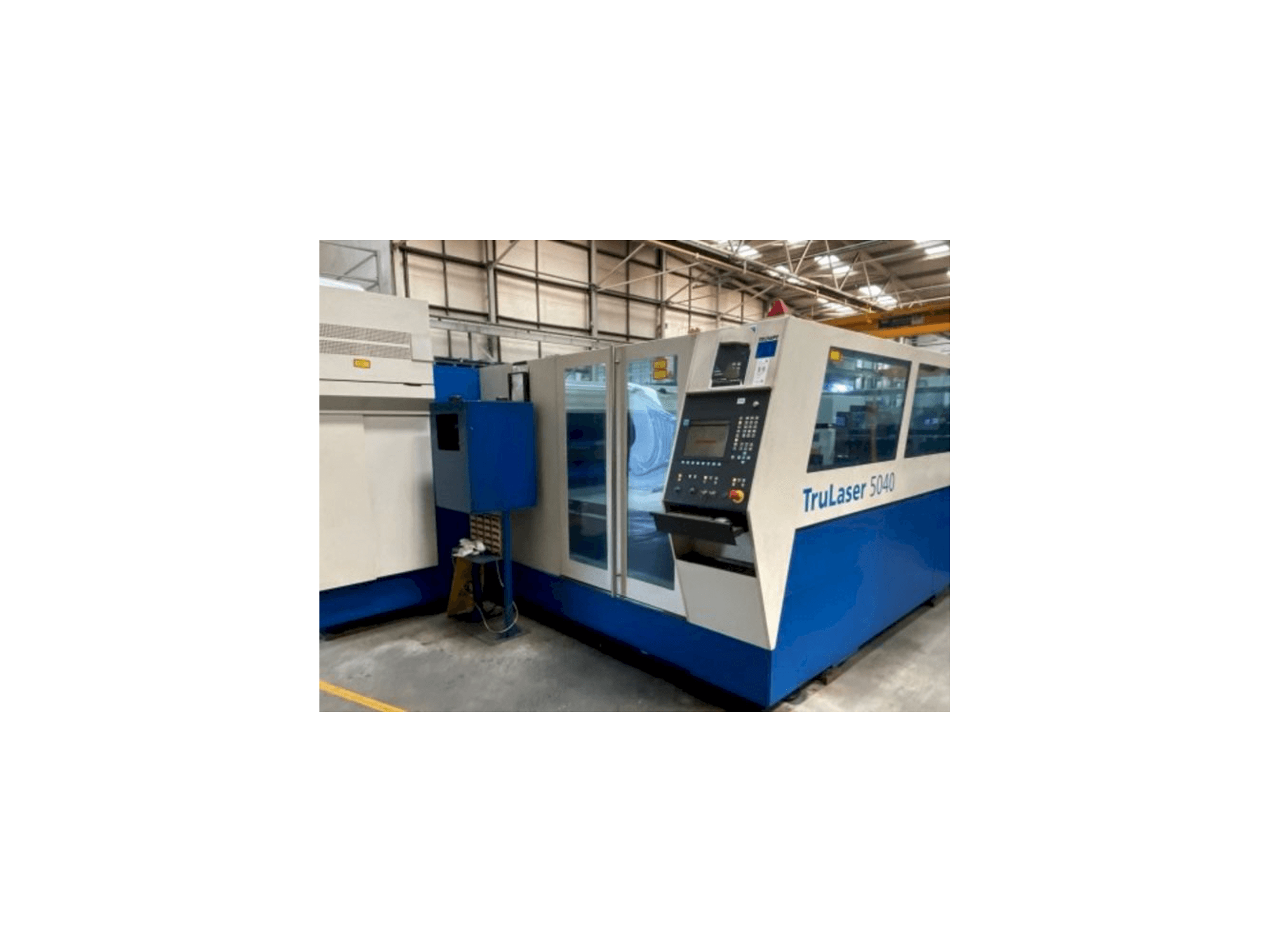 Vista Frontal da Trumpf TruLaser 5040 máquina