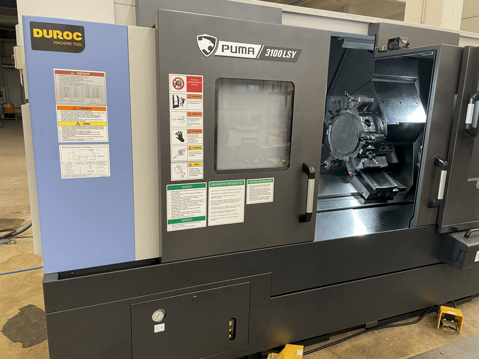 Vista Frontal da Doosan Puma máquina