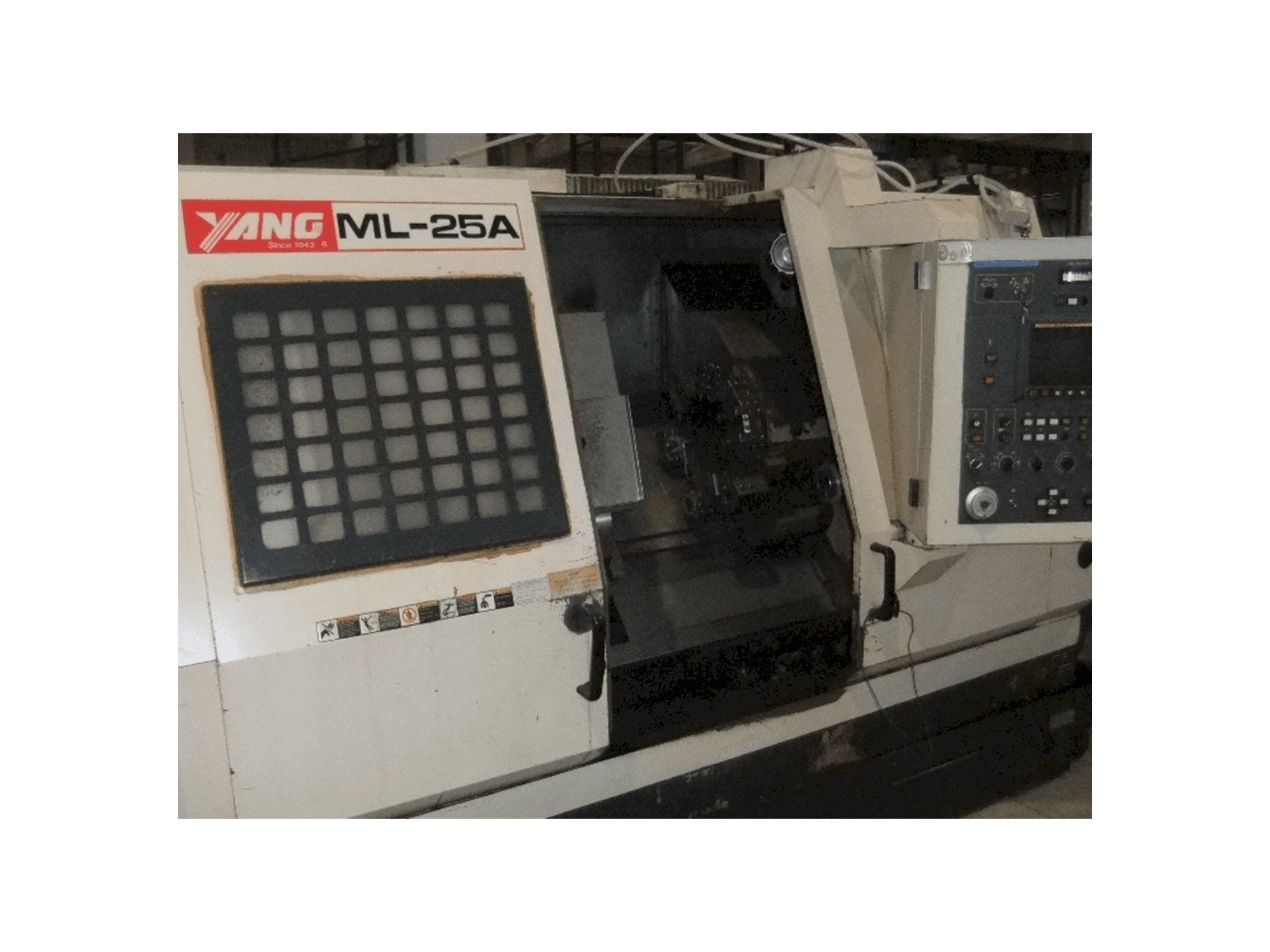 Vista Frontal da Yang ML 25A máquina