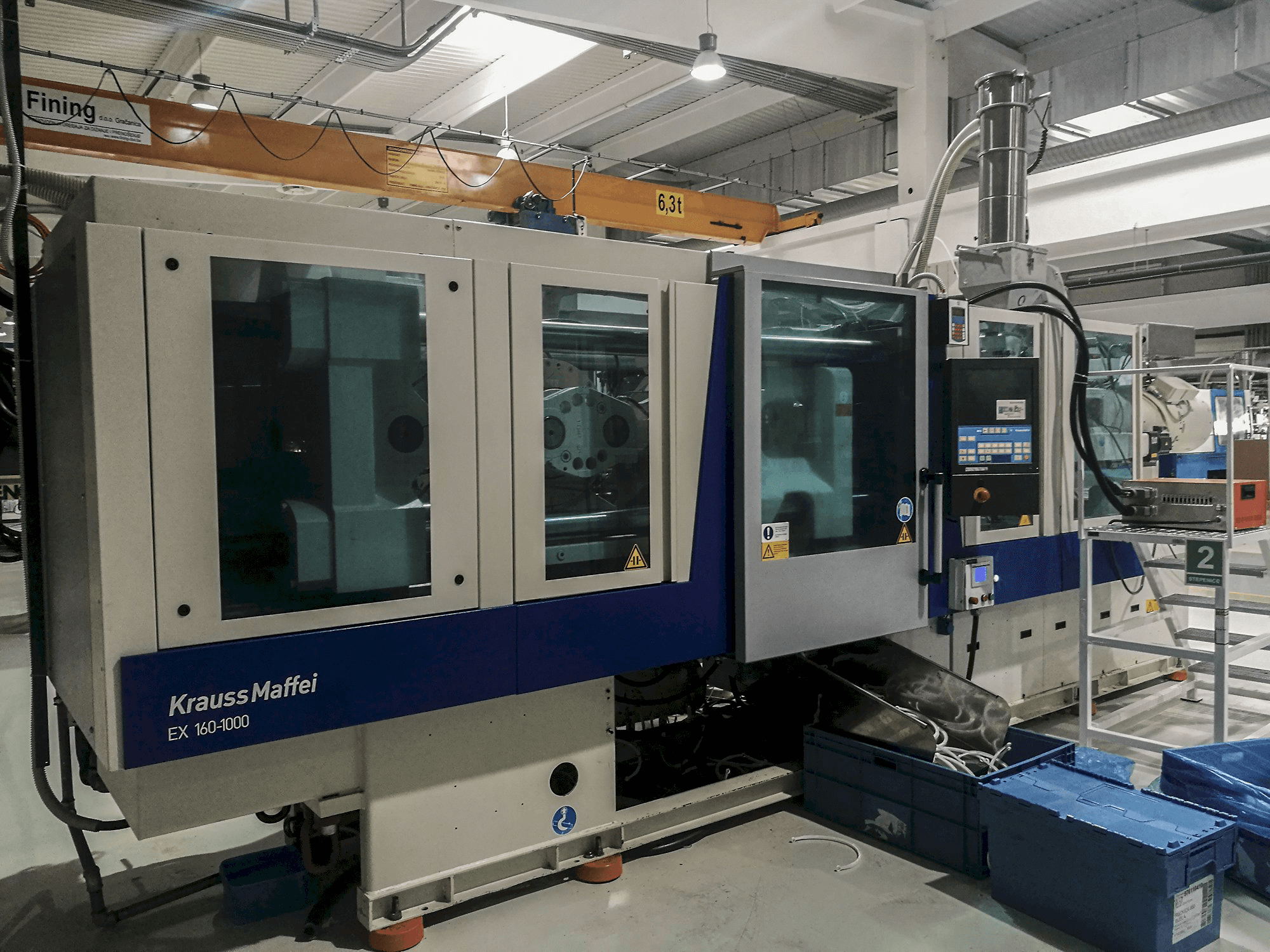 Vista Esquerda da Krauss Maffei 160-1000 EX máquina