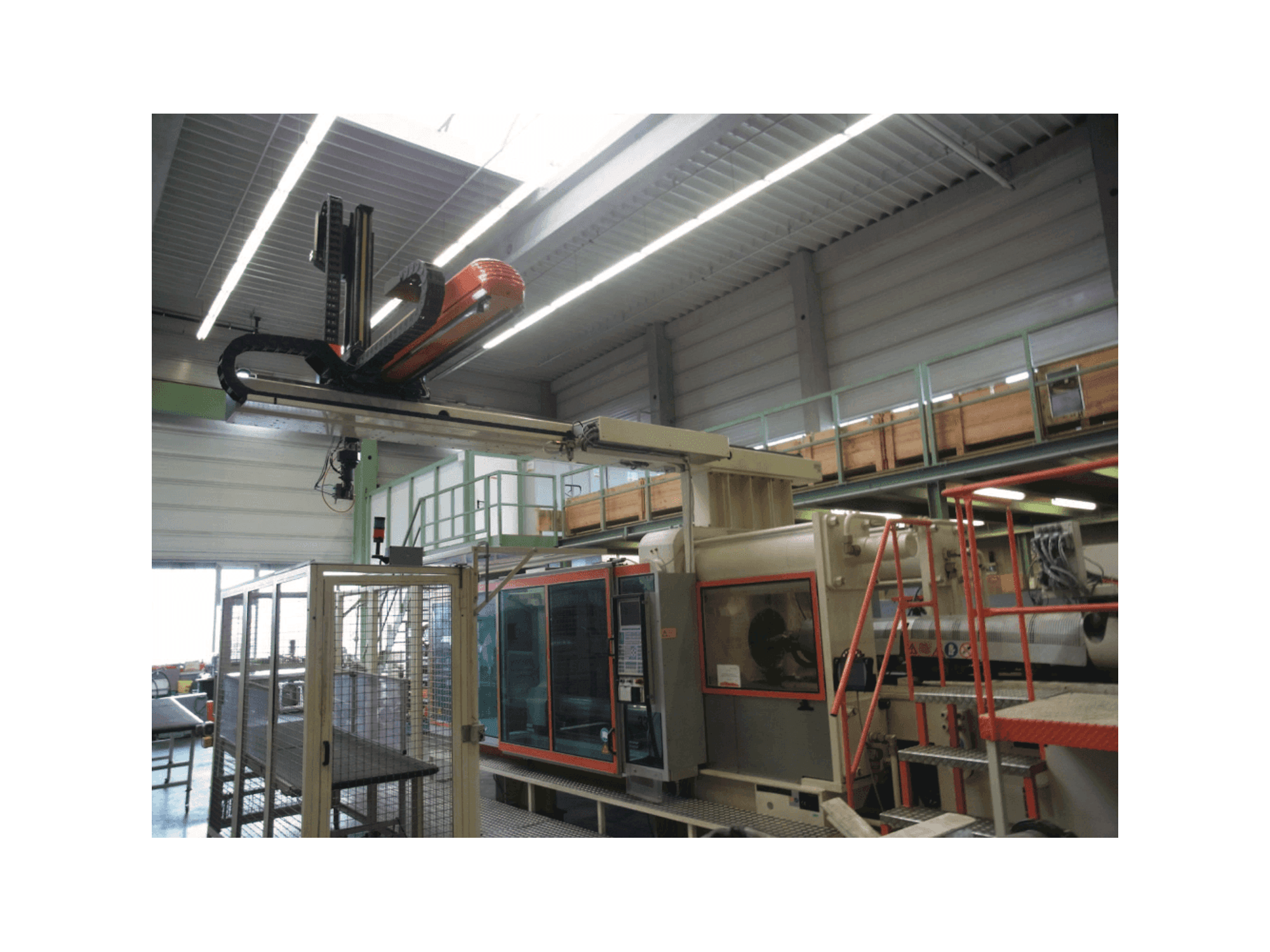 Vista Frontal da Krauss Maffei 650-6100 CM máquina