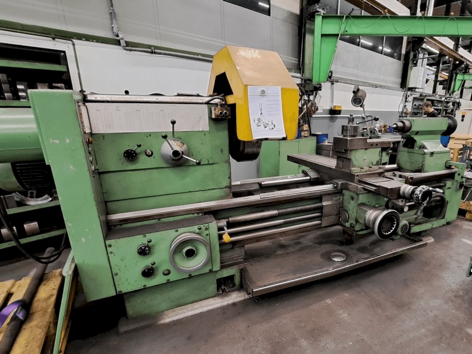 Vista Frontal da BOEHRINGER VDF V 800 máquina