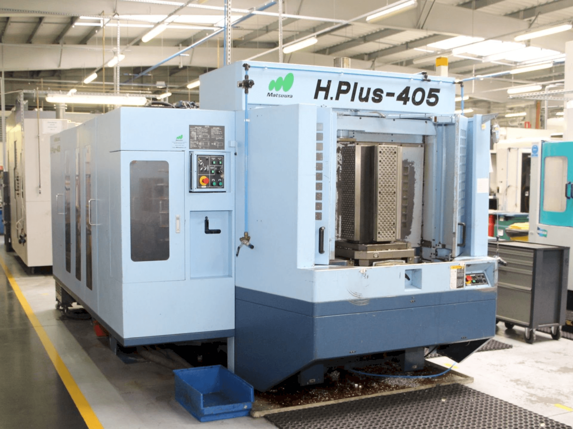 Vista Frontal da Matsuura H-Plus 405 máquina