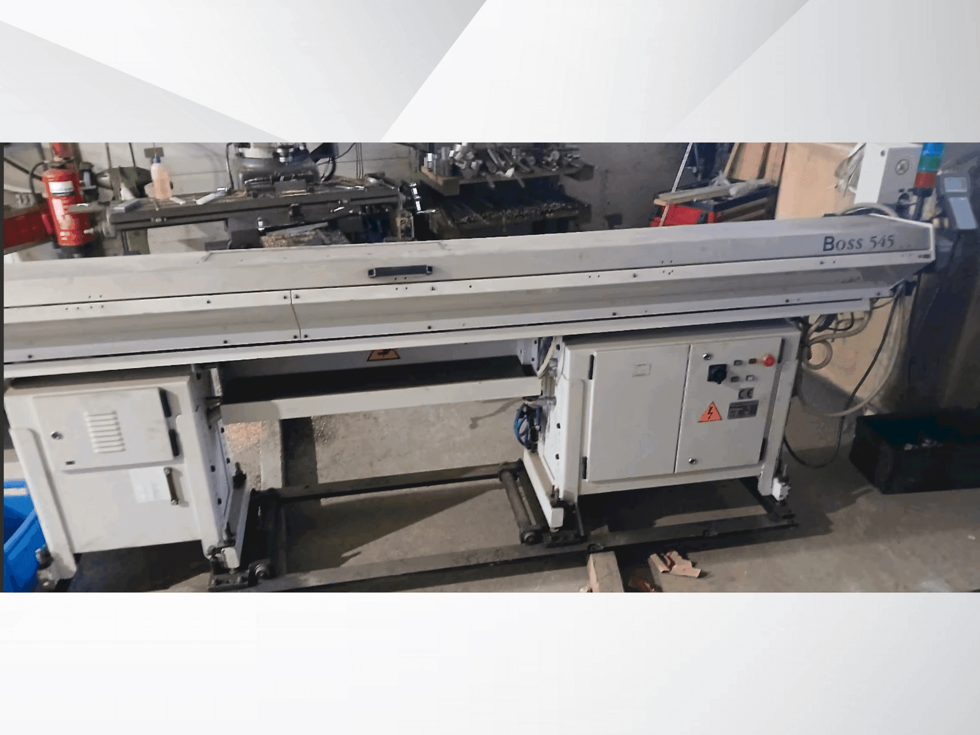 Vista Frontal da Gildemeister CTX 310 máquina