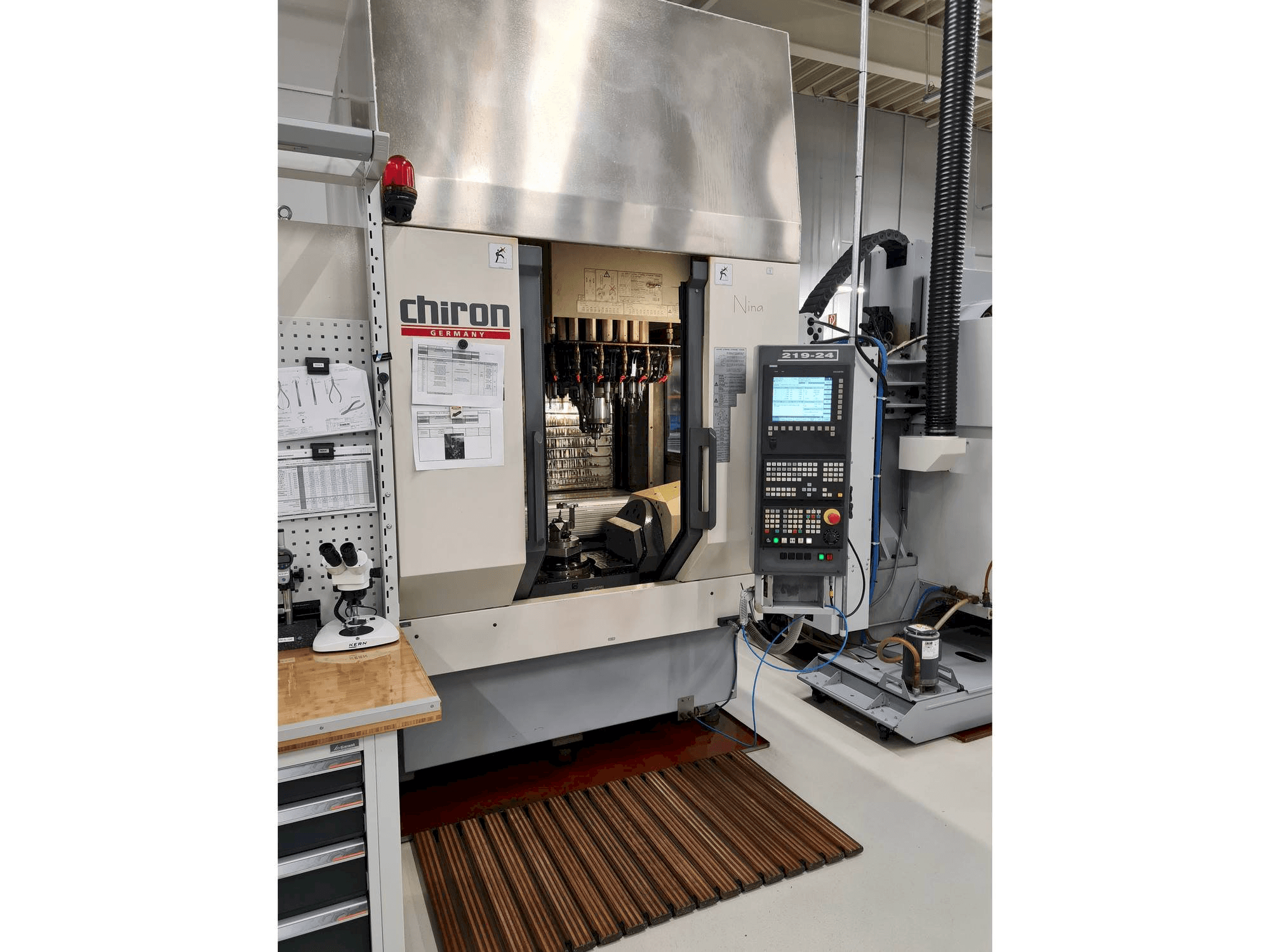 Vista Frontal da CHIRON FZ 15 S máquina