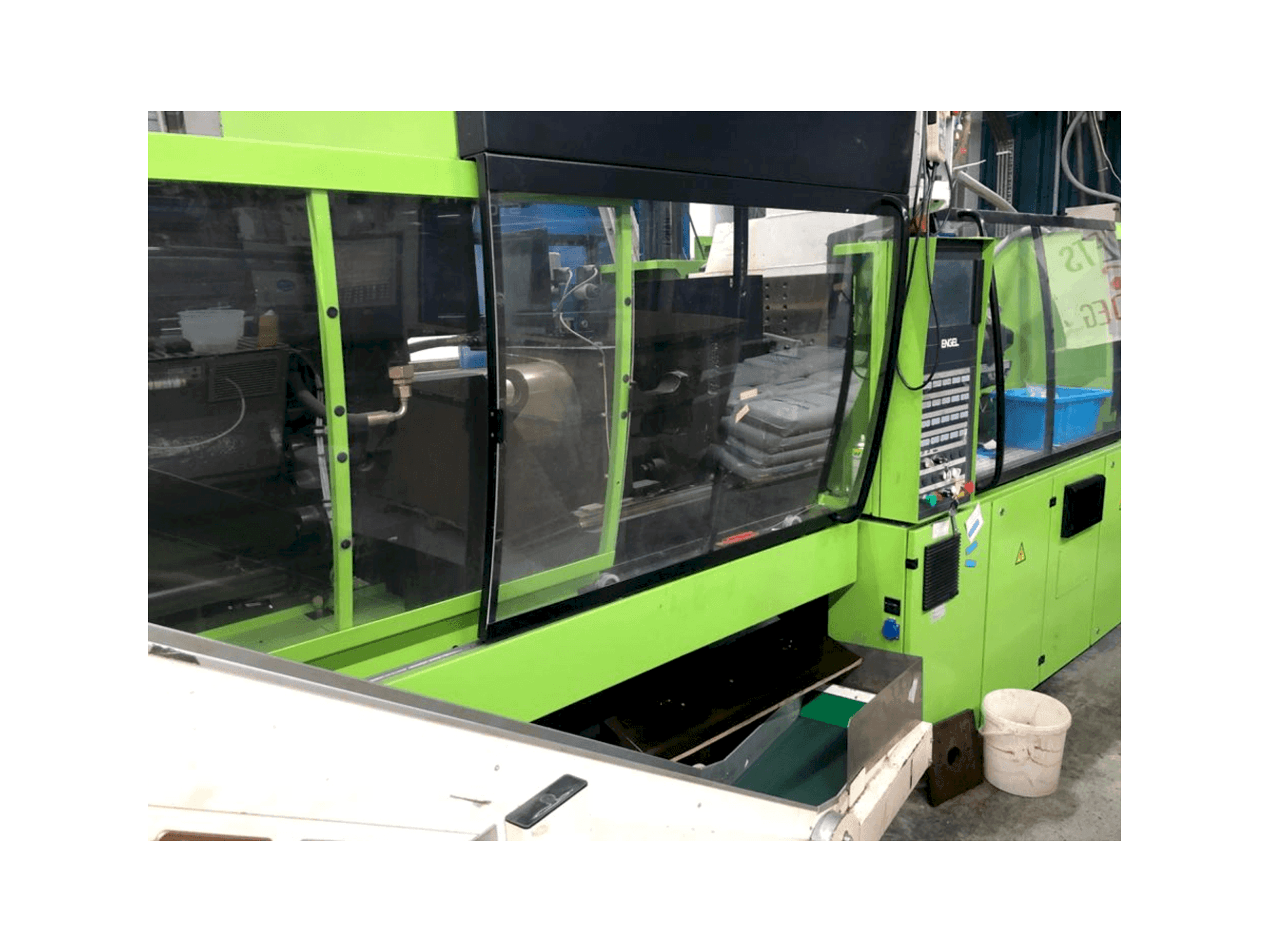 Vista Frontal da Engel VICTORY 500-120 máquina