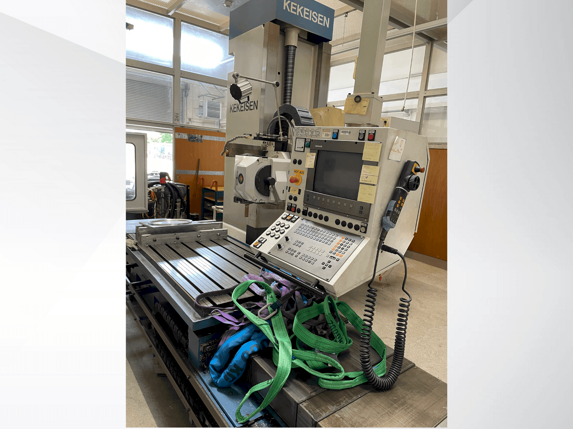 Vista Frontal da Kekeisen UBF 1600/15 máquina