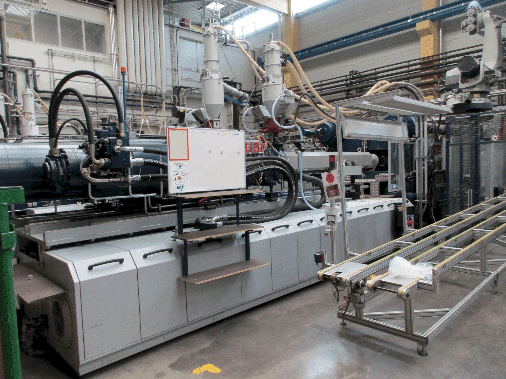 Vista Frontal da Engel DUO 18000H/10000H/1300 Combi máquina